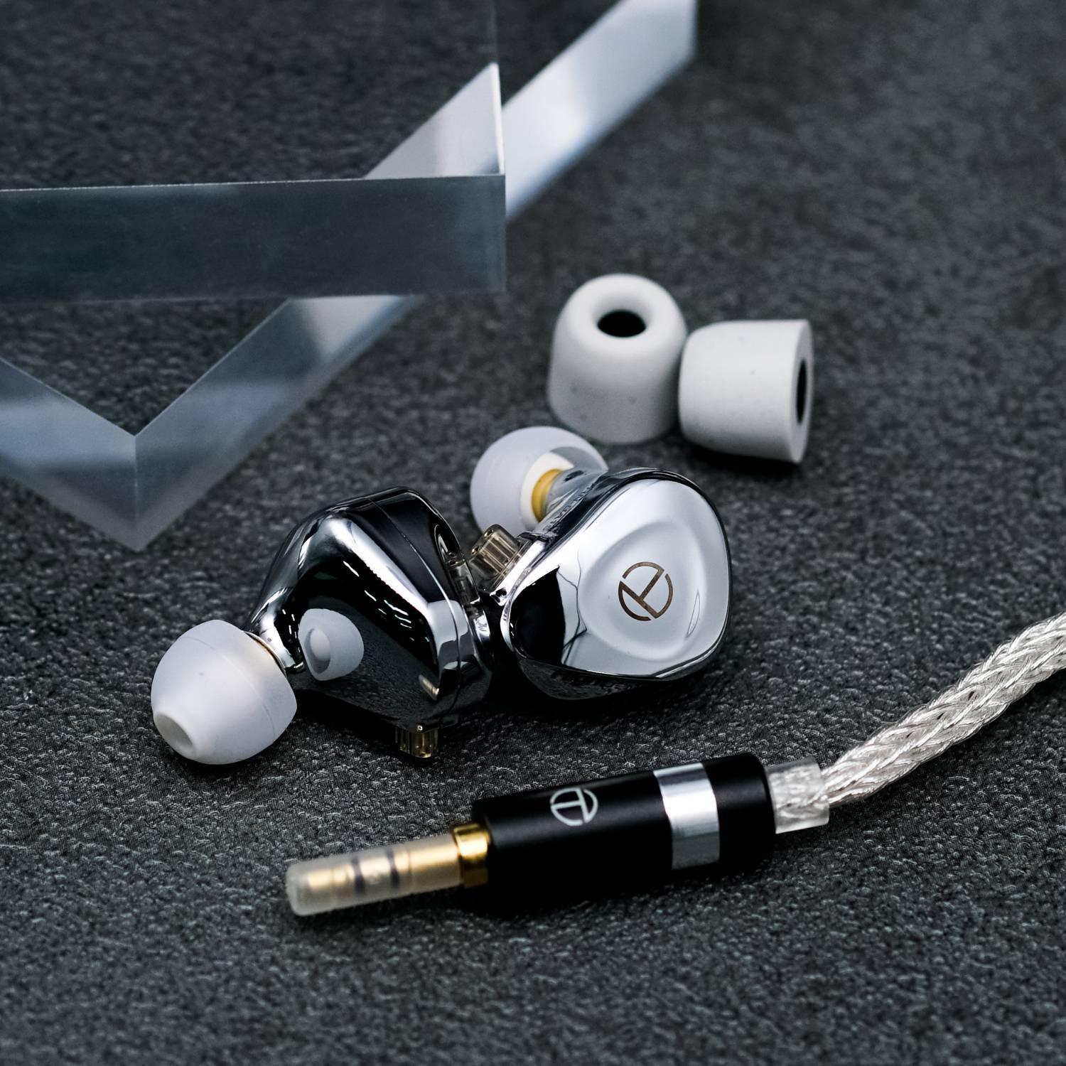 TRN BA15 15BA Drivers HiFi In-Ear Monitors (IEM) with Premium Sound Quality - Perfect for Audiophiles, Musicians, and Studio Recording