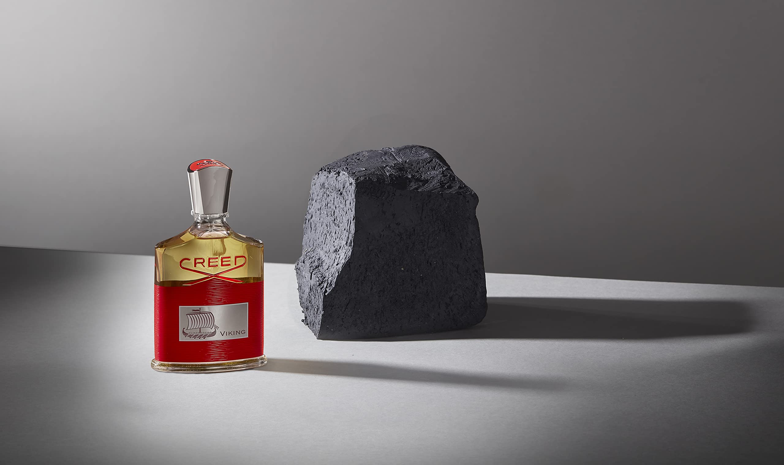 Creed Viking Cologne for Men - Premium Aromatic Fougère Perfume with Spicy & Woody Notes - Luxury Fragrance for Date Night, Business Meetings & Special Occasions