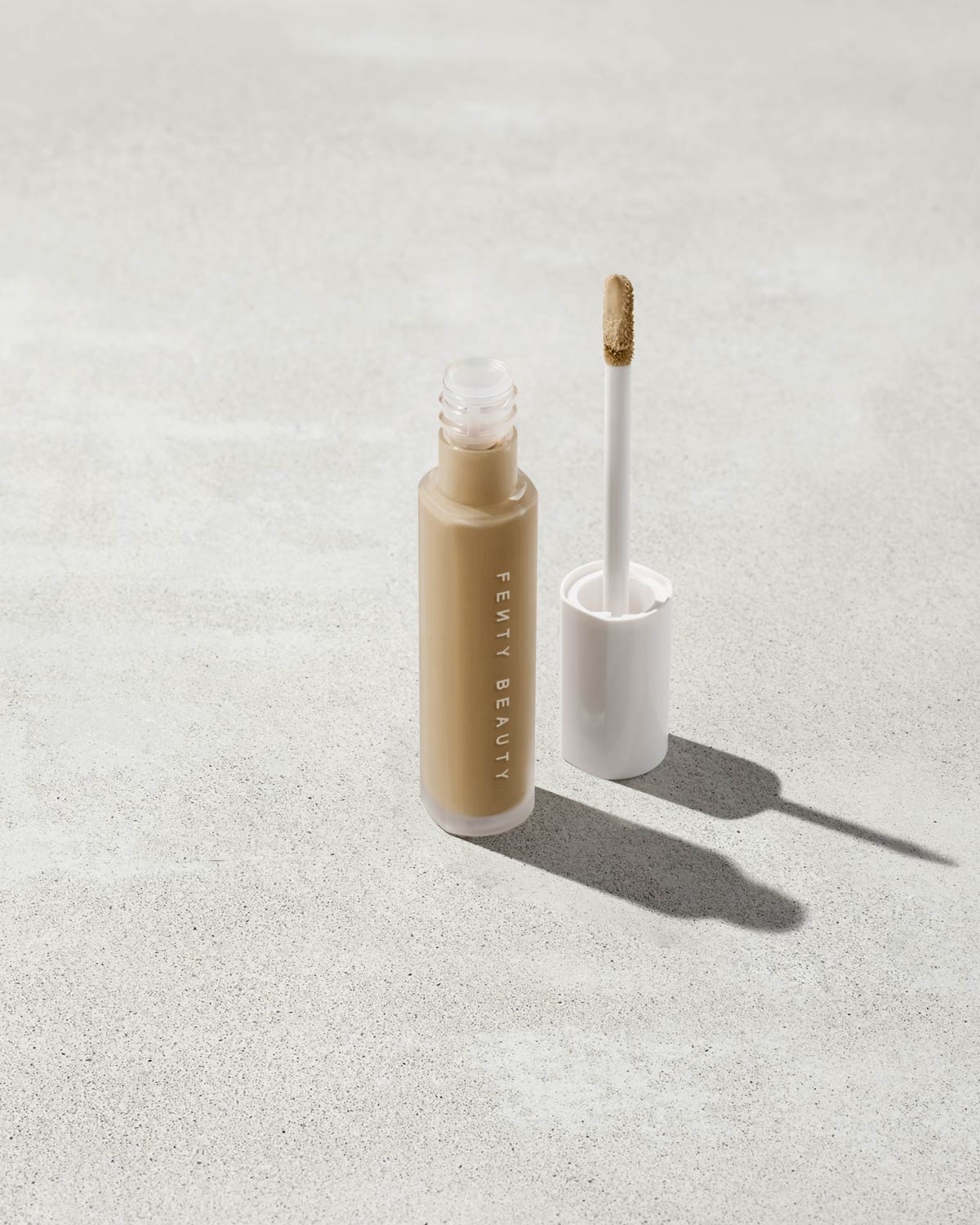 Pro Filt'r Instant Retouch Concealer #310 - Full Coverage Liquid Makeup for Dark Circles & Blemishes | Perfect for Everyday Wear & Special Occasions