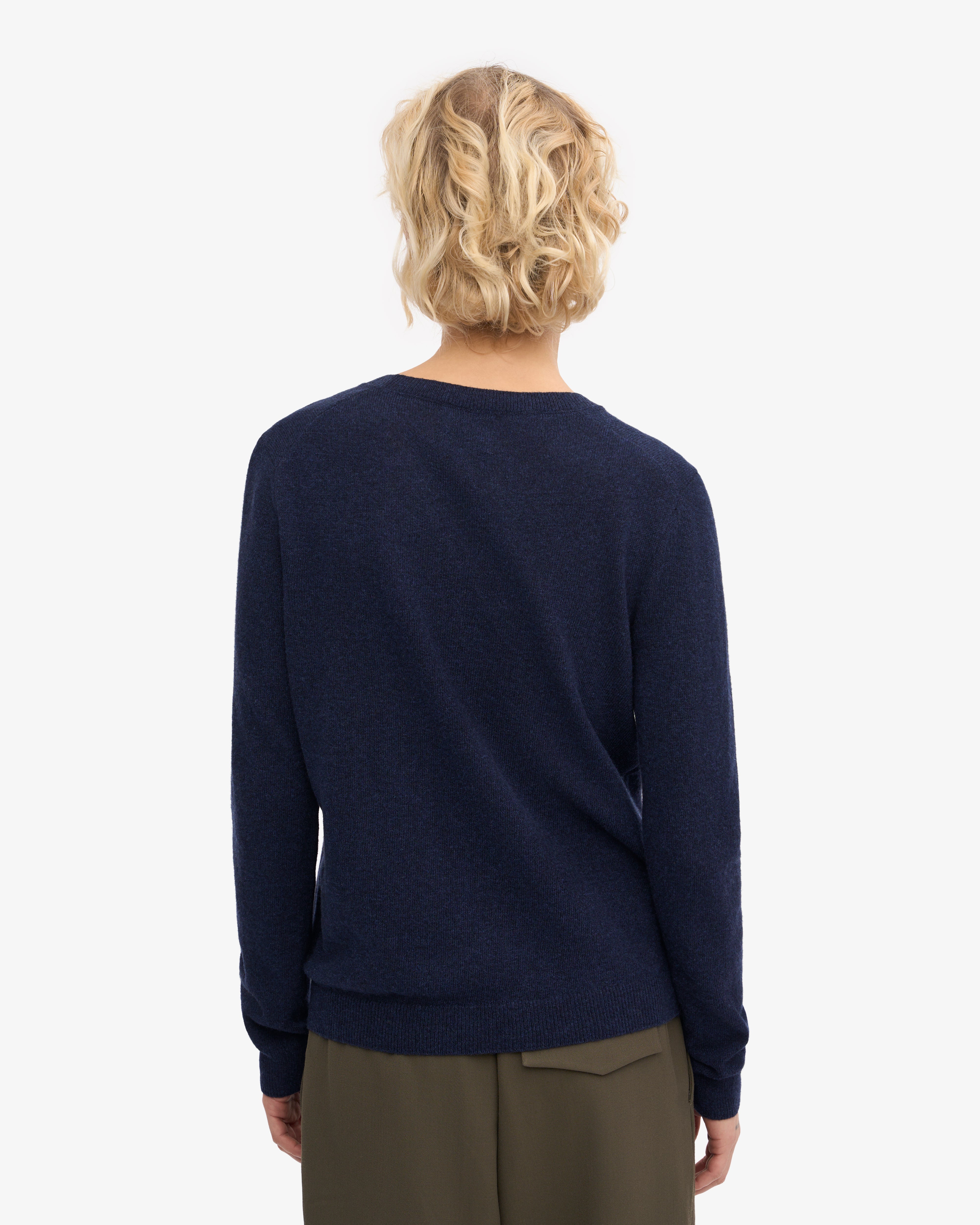 Premium Women's Light Merino Wool Crew Neck Sweater - Soft & Breathable Marine Blue Pullover for Casual Wear & Outdoor Activities