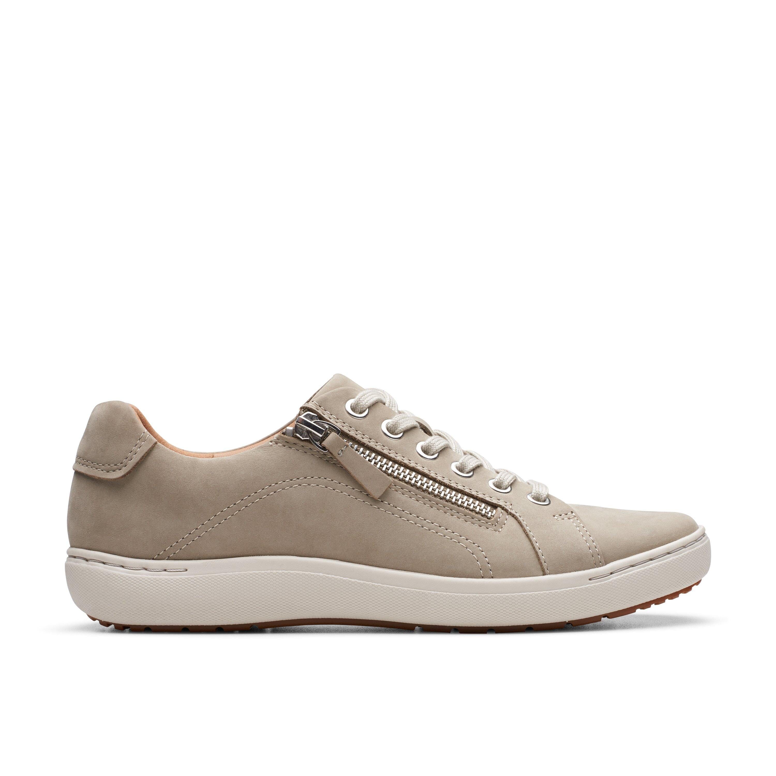CLARKS NALLE LACE Women's Comfortable Walking Shoes - Medium & Wide Width Options for All-Day Wear - Perfect for Work, Travel & Casual Outings