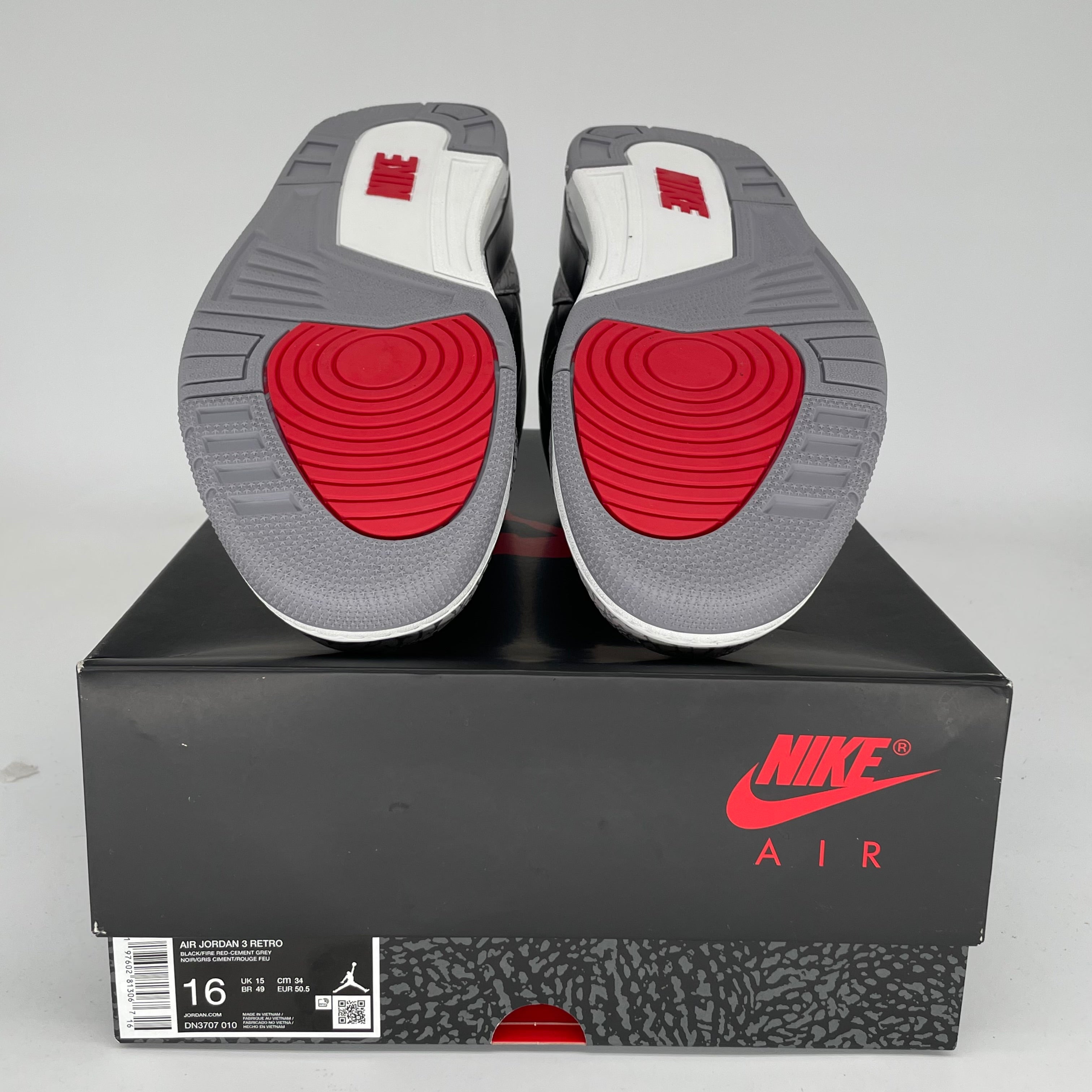 Original Air Jordan 3 Retro 'Black Cement' Men's Basketball Shoes - Size 16 (DN3707-010) - Iconic Sneakers for Streetwear & Basketball Performance