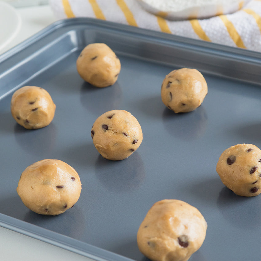 Fox Run Cookie Baking Sheet - 17x11 Inch Non-Stick Cookie Pan for Perfectly Baked Cookies - Ideal for Home Baking, Holiday Treats & Party Desserts