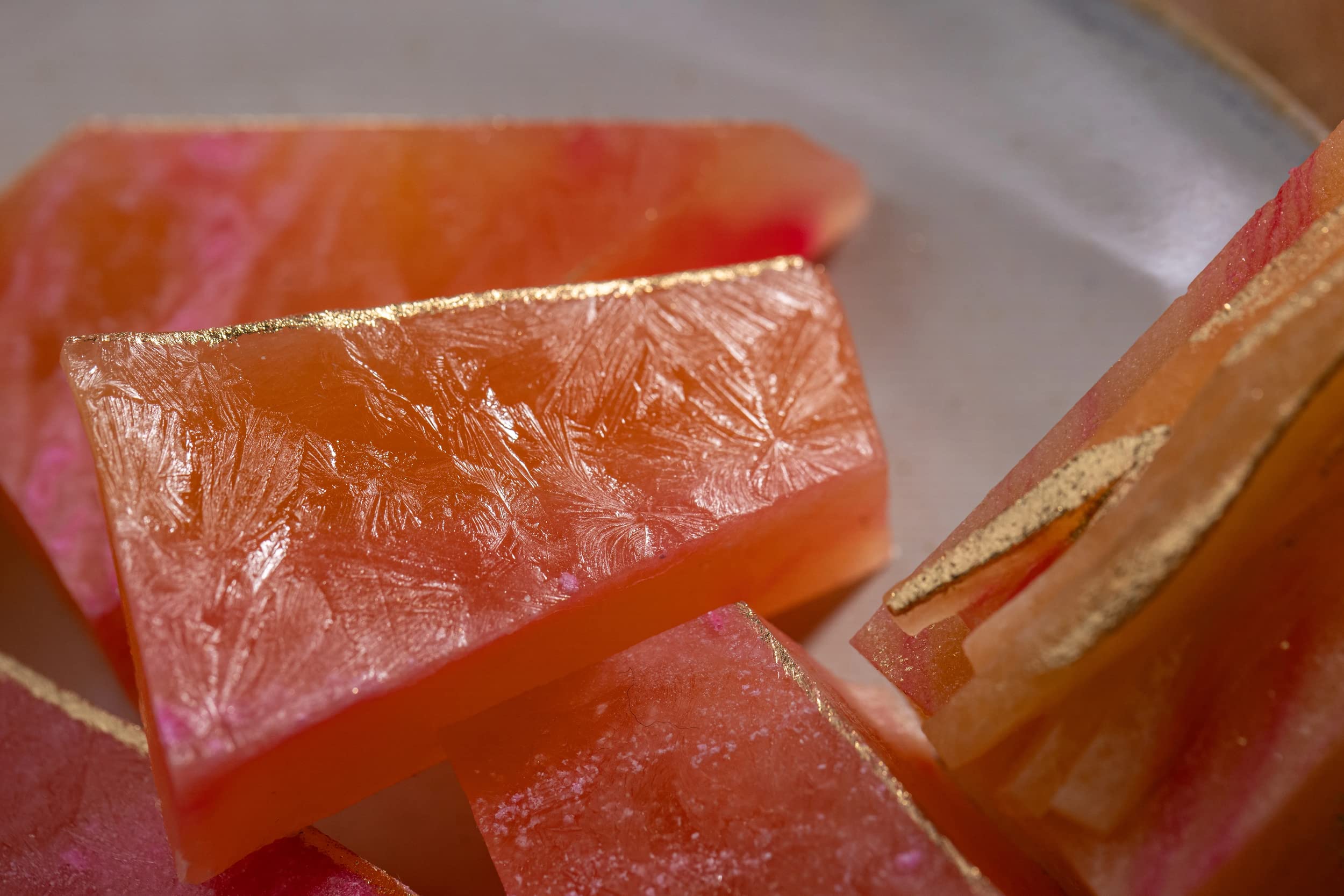 Silky Gem - Peach Flavored Edible Crystal Candy (8-10 Clusters) | Vegan, Gluten-Free Kohakutou Moonstone Treat | ASMR Snack for Parties, Gifts & Relaxation