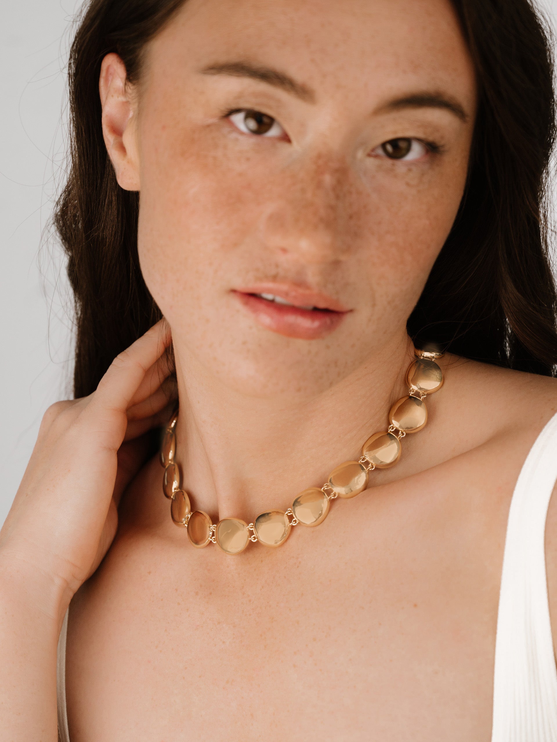 Elegant Polished Pebble Choker Necklace for Women - Minimalist Natural Stone Jewelry for Everyday Wear, Date Night & Boho Fashion