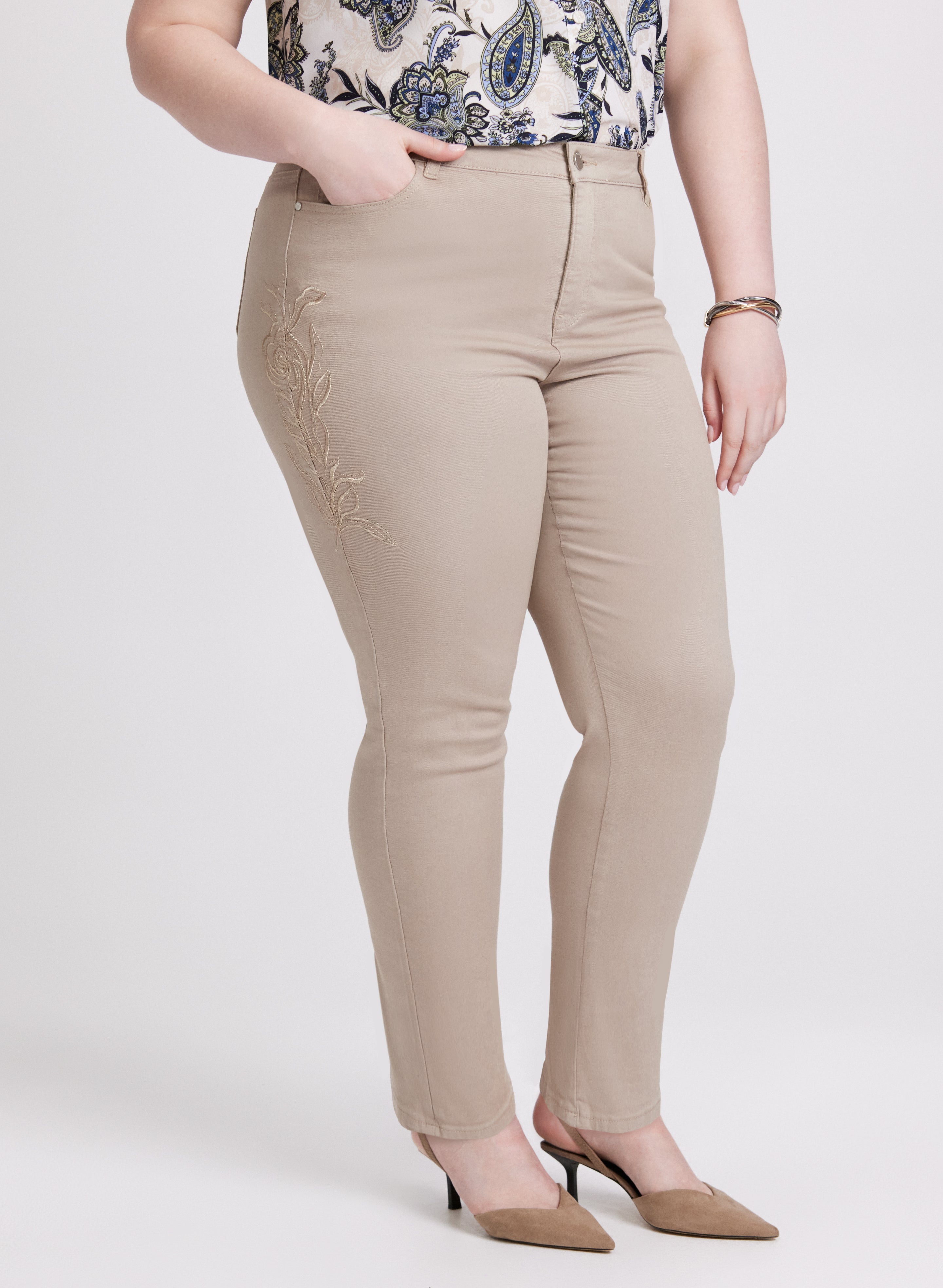 Heather Camel