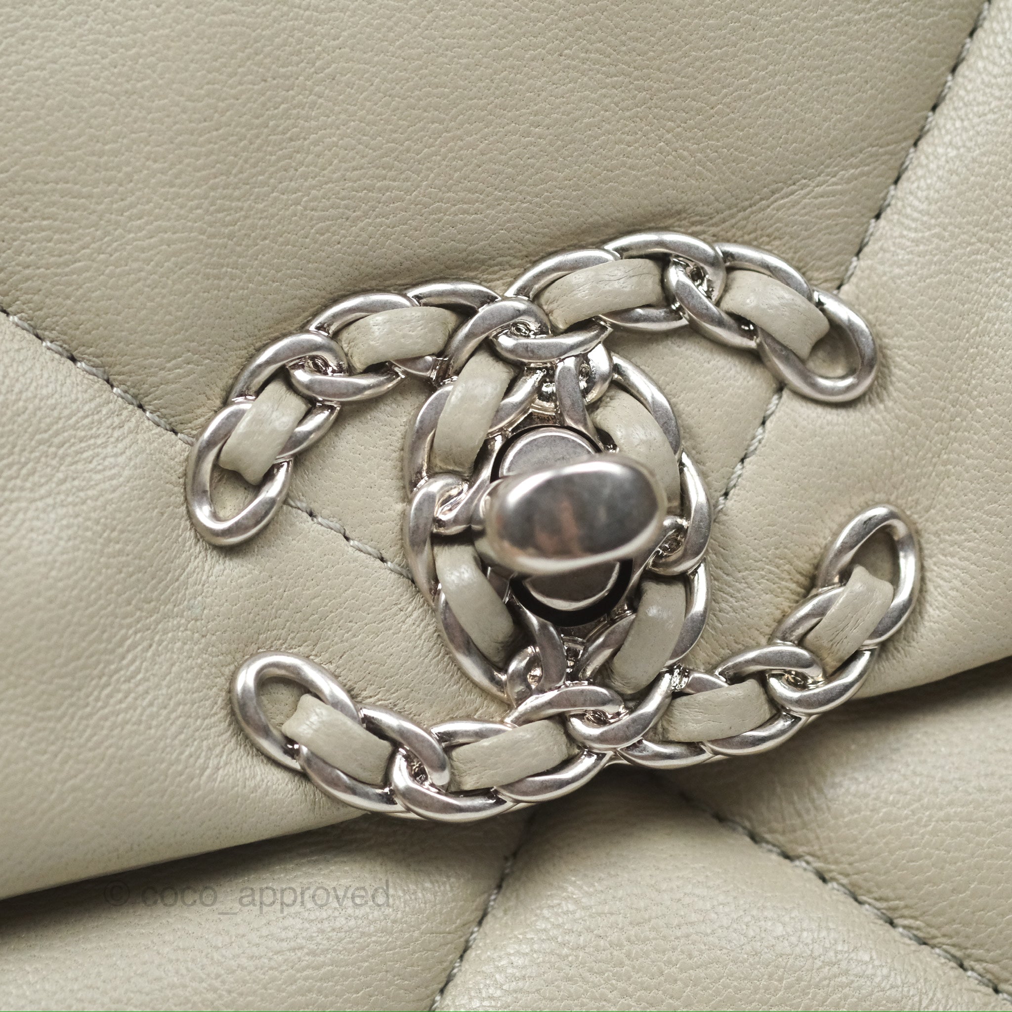 Chanel 19 Small Handbag in Sage Green with Mixed Hardware - Luxury Shoulder Bag for Women, Perfect for Everyday Use & Special Occasions