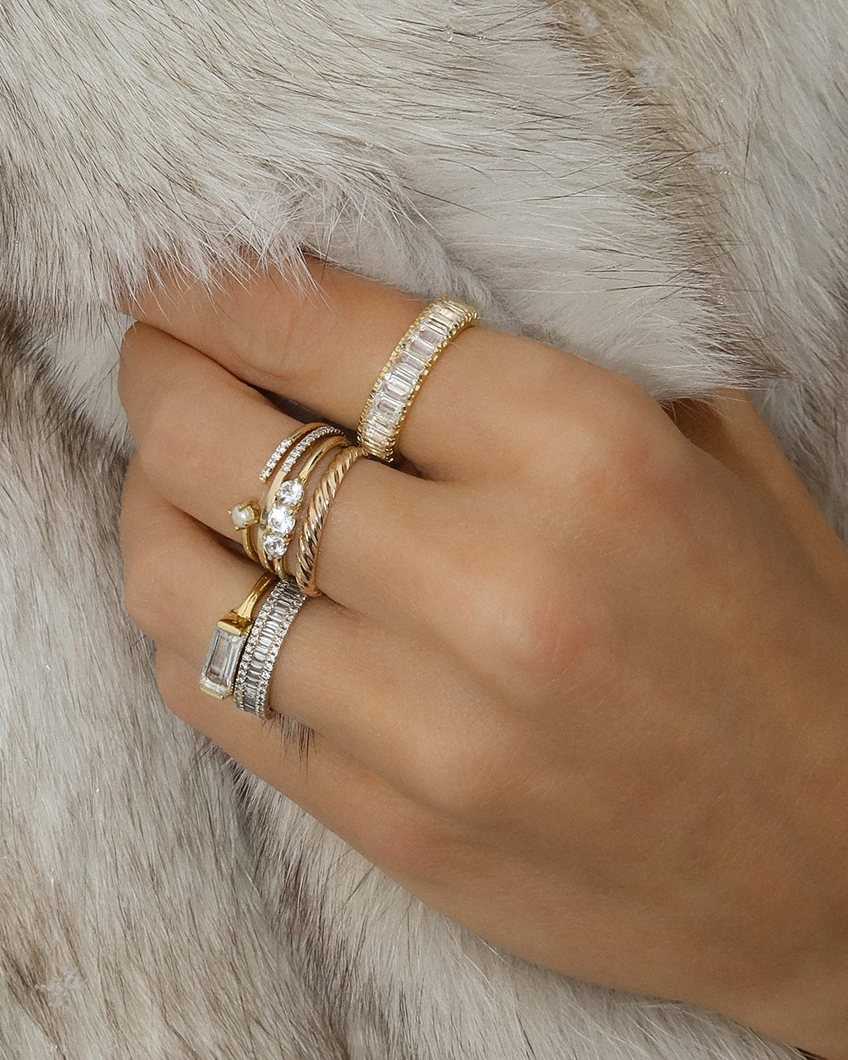 14K Gold White Topaz Ring - Elegant Stackable Band for Women, Perfect for Everyday Wear, Anniversary & Wedding Gifts