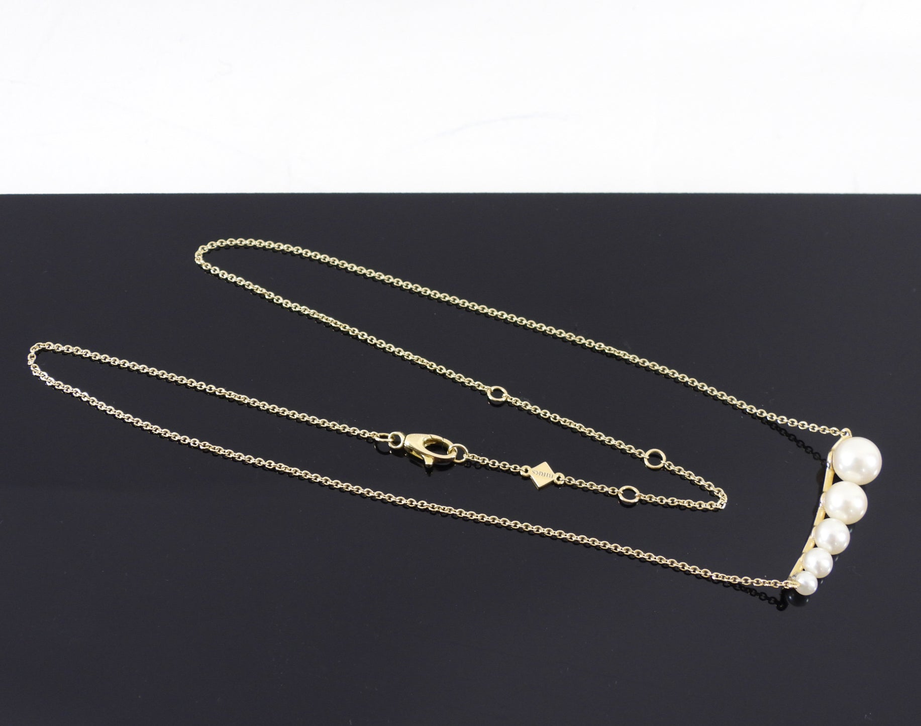 18k Yellow Gold Freshwater Pearl Bar Necklace for Women - Elegant Horizontal Pearl Pendant for Bridal, Wedding, Anniversary & Special Occasions