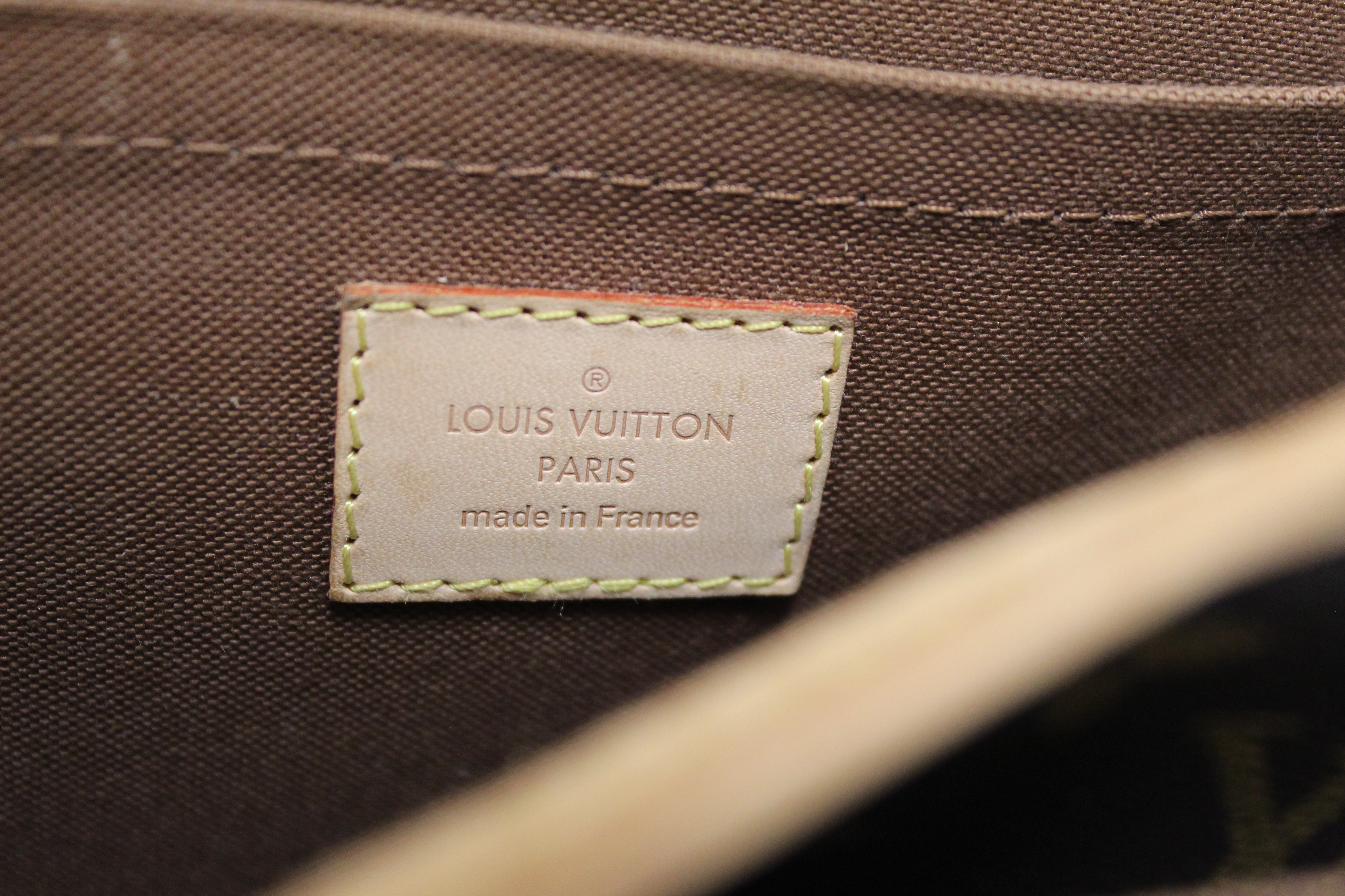 Authentic Louis Vuitton Classic Monogram Sologne Messenger Bag for Men - Genuine Leather Crossbody Shoulder Bag - Perfect for Work, Travel & Everyday Use