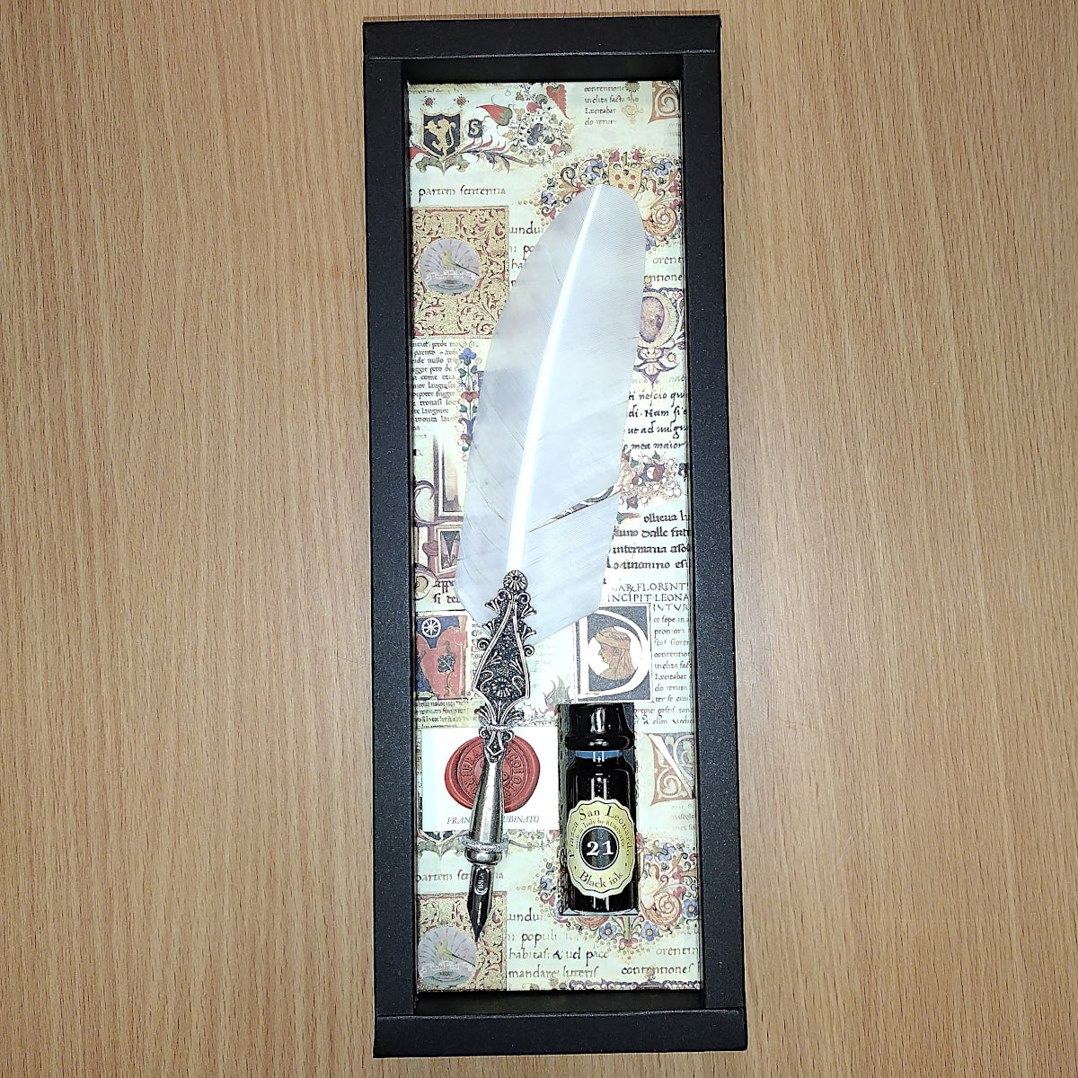 Elegant White Feather Pen for Calligraphy & Writing - Perfect for Wedding Invitations, Journals, and Special Occasions