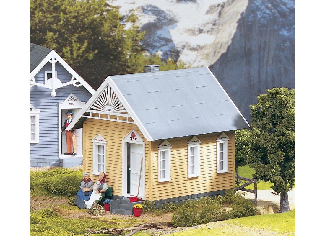 PIKO 62239 G Scale Model Train Kit - Adams Gingerbread House for Christmas Village & Holiday Train Layouts | Perfect for Garden Railways & Christmas Displays
