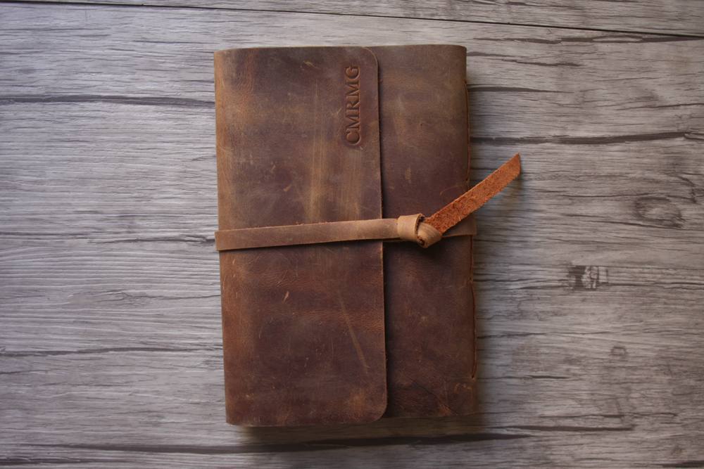 Premium Handmade Large Leather Bound Sketchbook for Artists - Perfect for Drawing, Sketching & Watercolor Painting - Ideal Gift for Art Lovers