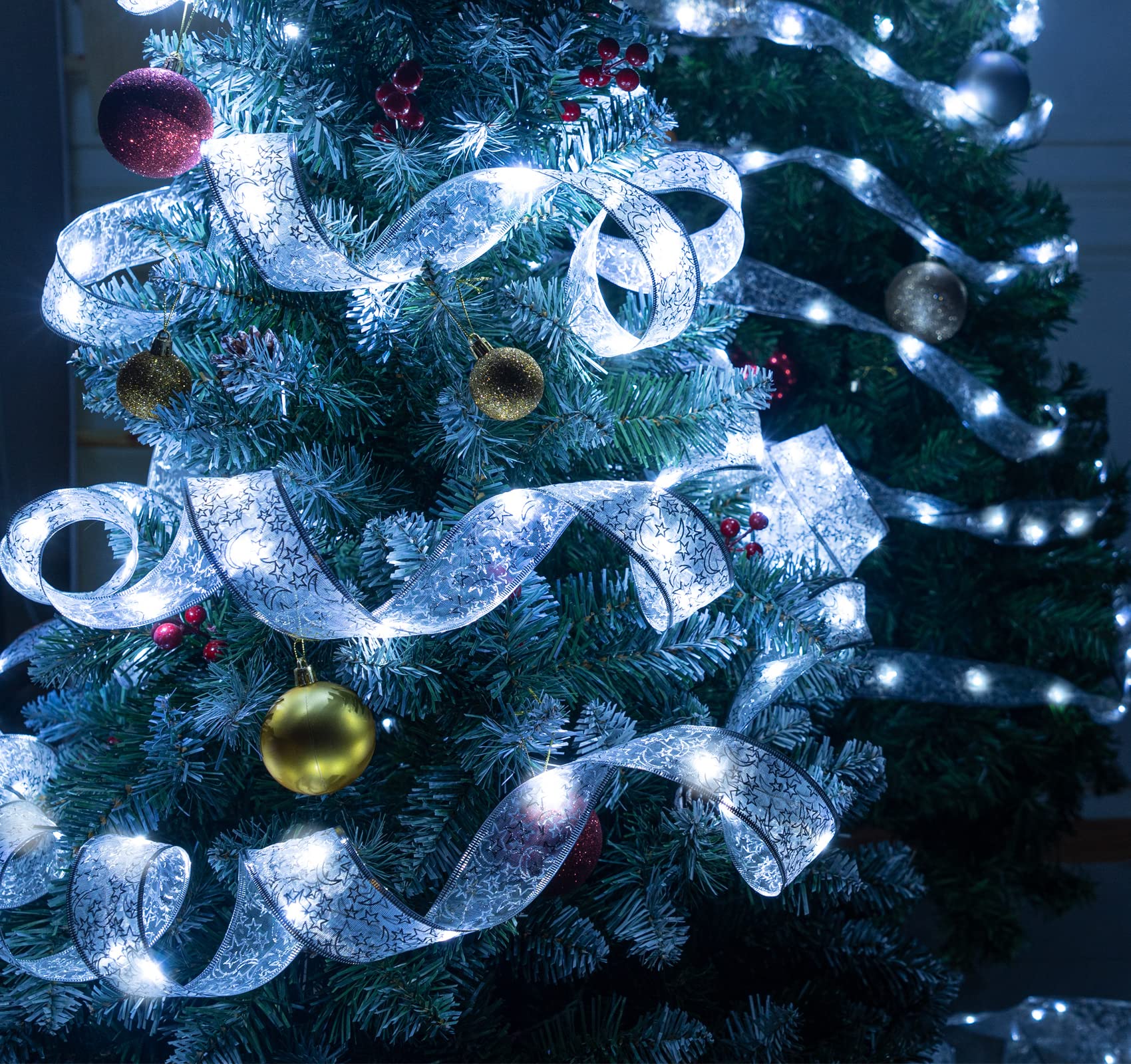 iLauke 39ft Silver Christmas Ribbon Lights - 120 LED Battery Operated Fairy String Lights for Indoor/Outdoor Holiday Decor | Perfect for Christmas Trees, Wreaths, Mantels & Party Decorations (White Light)