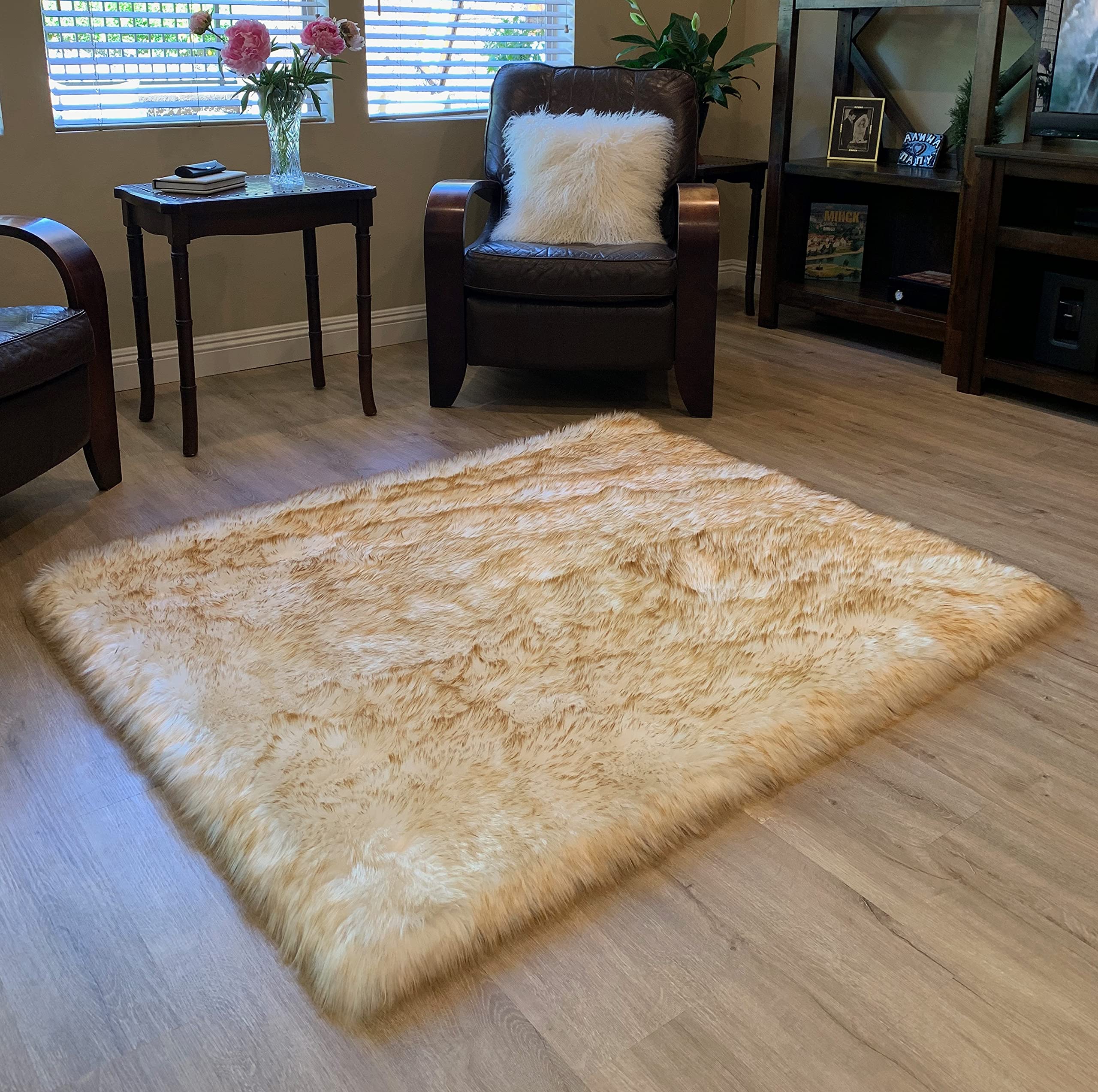 LAMBZY Faux Sheepskin Super Soft Hypoallergenic Silky Square Shag Rug - 4' Fluffy Plush Carpet for Living Room, Bedroom, Nursery, Sofa & Floor Decor (White/Brown Tips) - Perfect for Cozy Home, Pet Bed & Winter Warmth
