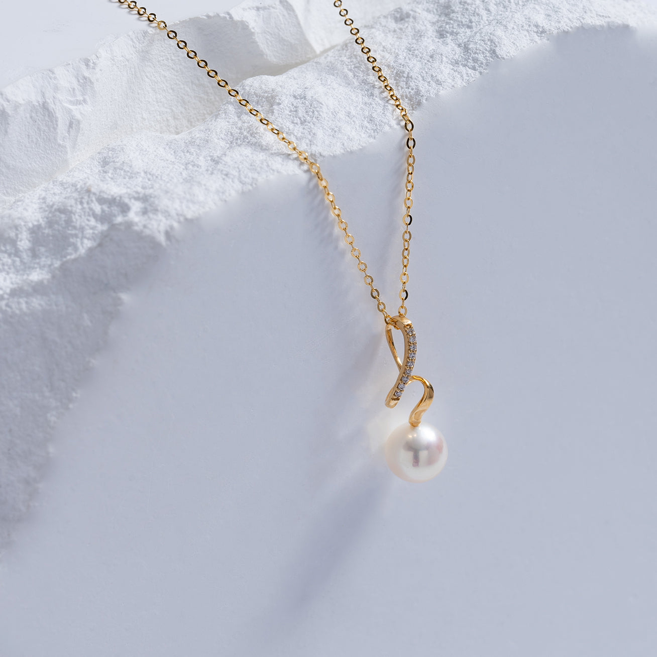 18K Solid Gold Diamond Hanadama Akoya Pearl Necklace for Women | Elegant Bridal Jewelry Gift | Perfect for Weddings, Anniversaries & Special Occasions | KN00135 | S Collection