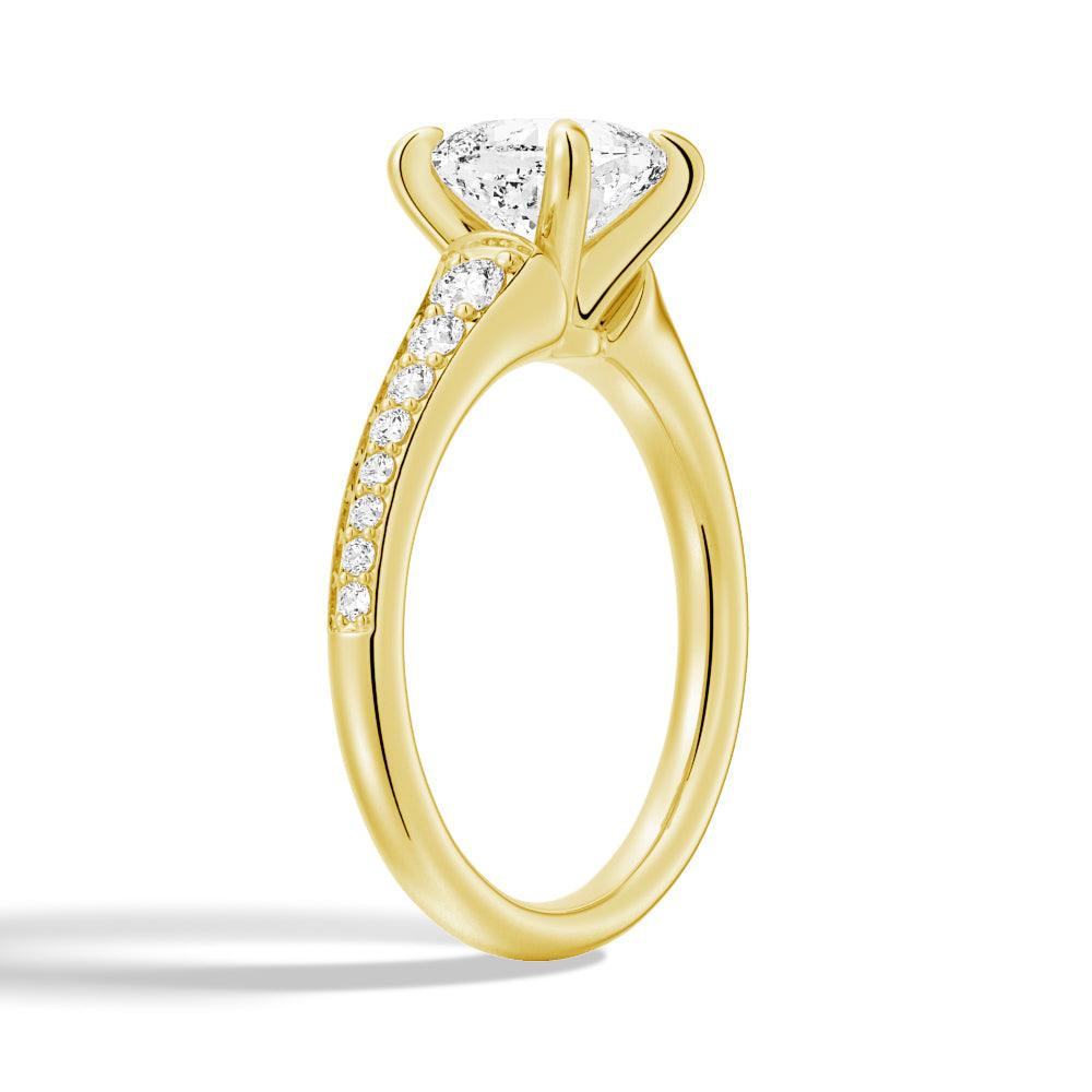 Vintage Cushion Cut Moissanite Engagement Ring with Graduated Band - Elegant Wedding Jewelry for Brides, Anniversary Gifts & Proposal Scenes
