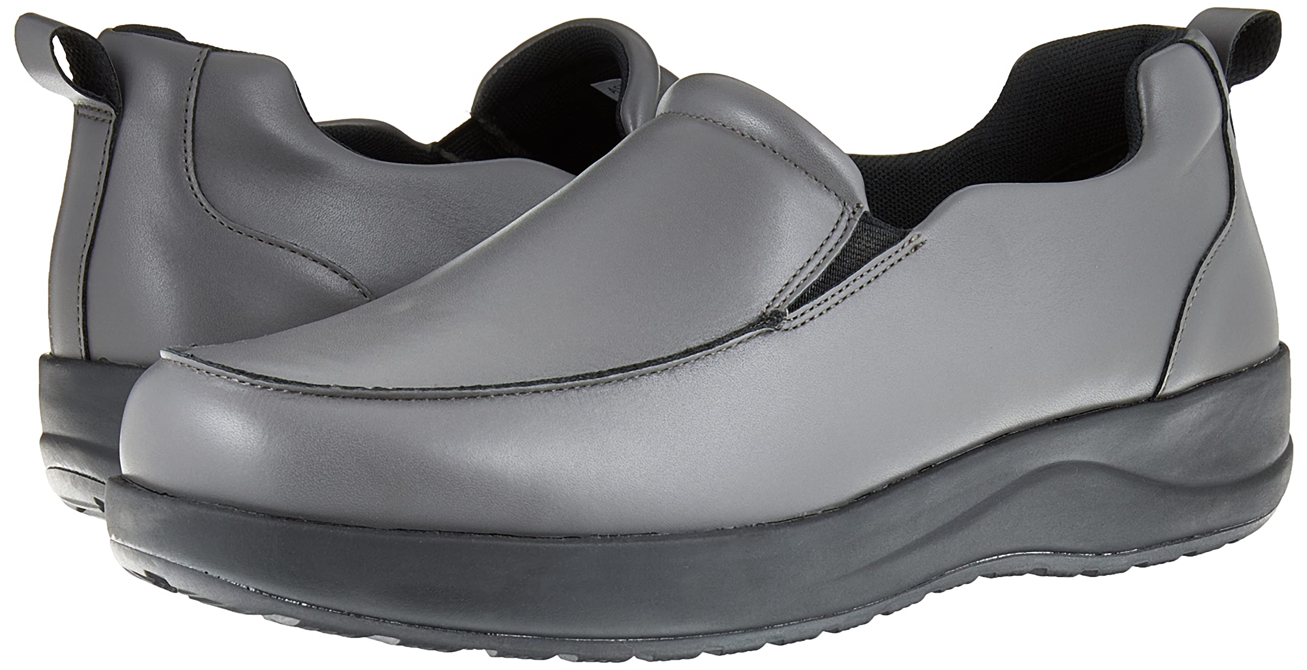 Amazon Essentials Men's Comfortable Service Shoes - Slip Resistant Work Shoes for Restaurant, Hospitality & Healthcare Professionals - Perfect for Waiters, Nurses & Chefs