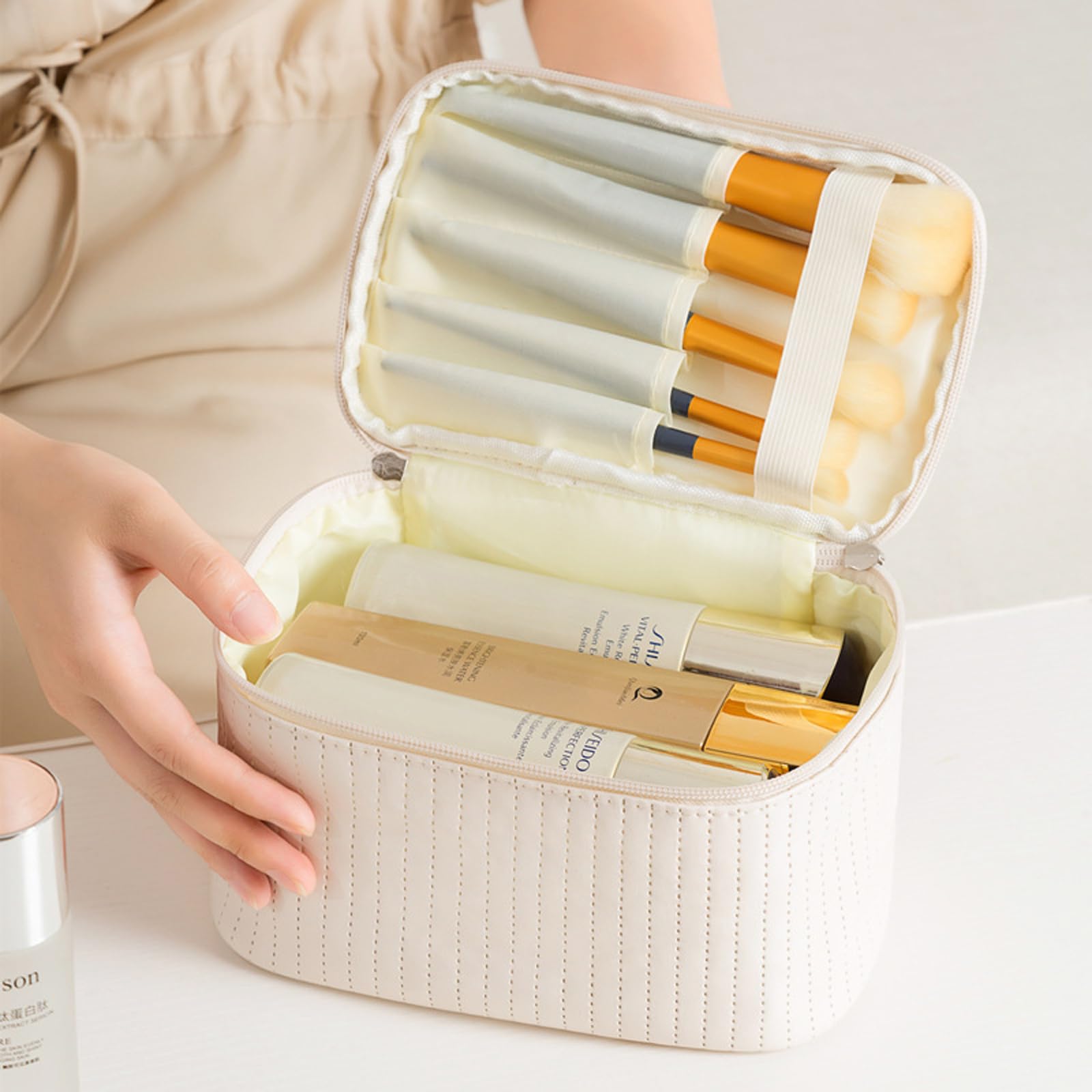 SHESHY Large Travel Makeup Bag - Waterproof Cosmetic Organizer & Toiletry Bag for Women | Perfect for Air Travel, Vacation & Daily Beauty Storage | Multi-functional Makeup Case with Cake Design