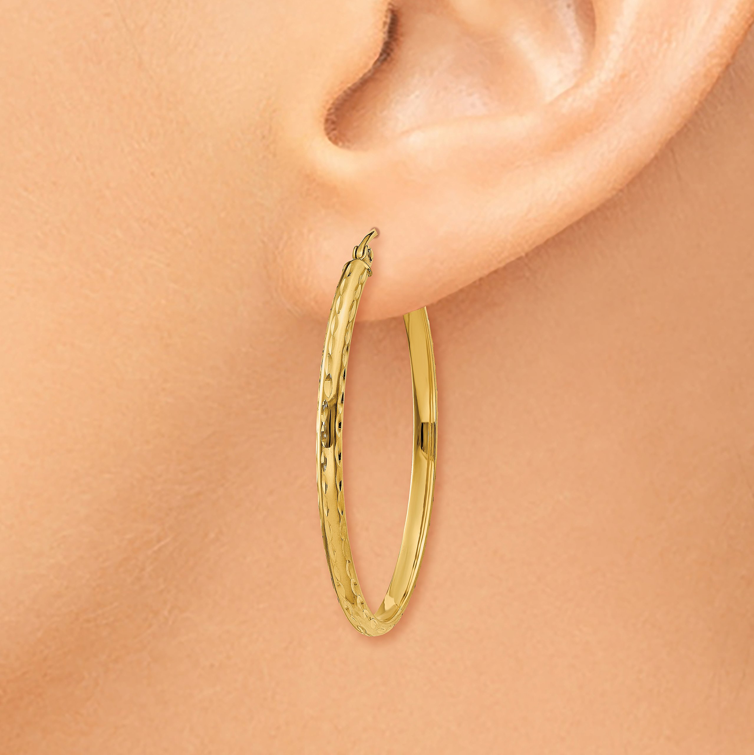 2.5mm Polished Diamond-Cut Oval Hoop Earrings in 14K Real Yellow Gold - Perfect for Everyday Wear, Date Nights & Special Occasions