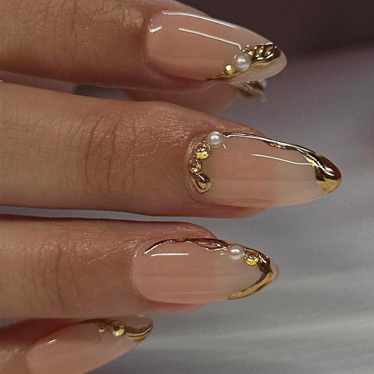 24Pcs French Tip Press on Nails - Medium Almond Fake Nails with 3D Pearls & Rhinestones, Gold French Line Full Cover Acrylic False Nails for Women - Perfect for Parties, Weddings, and Everyday Nail Decoration