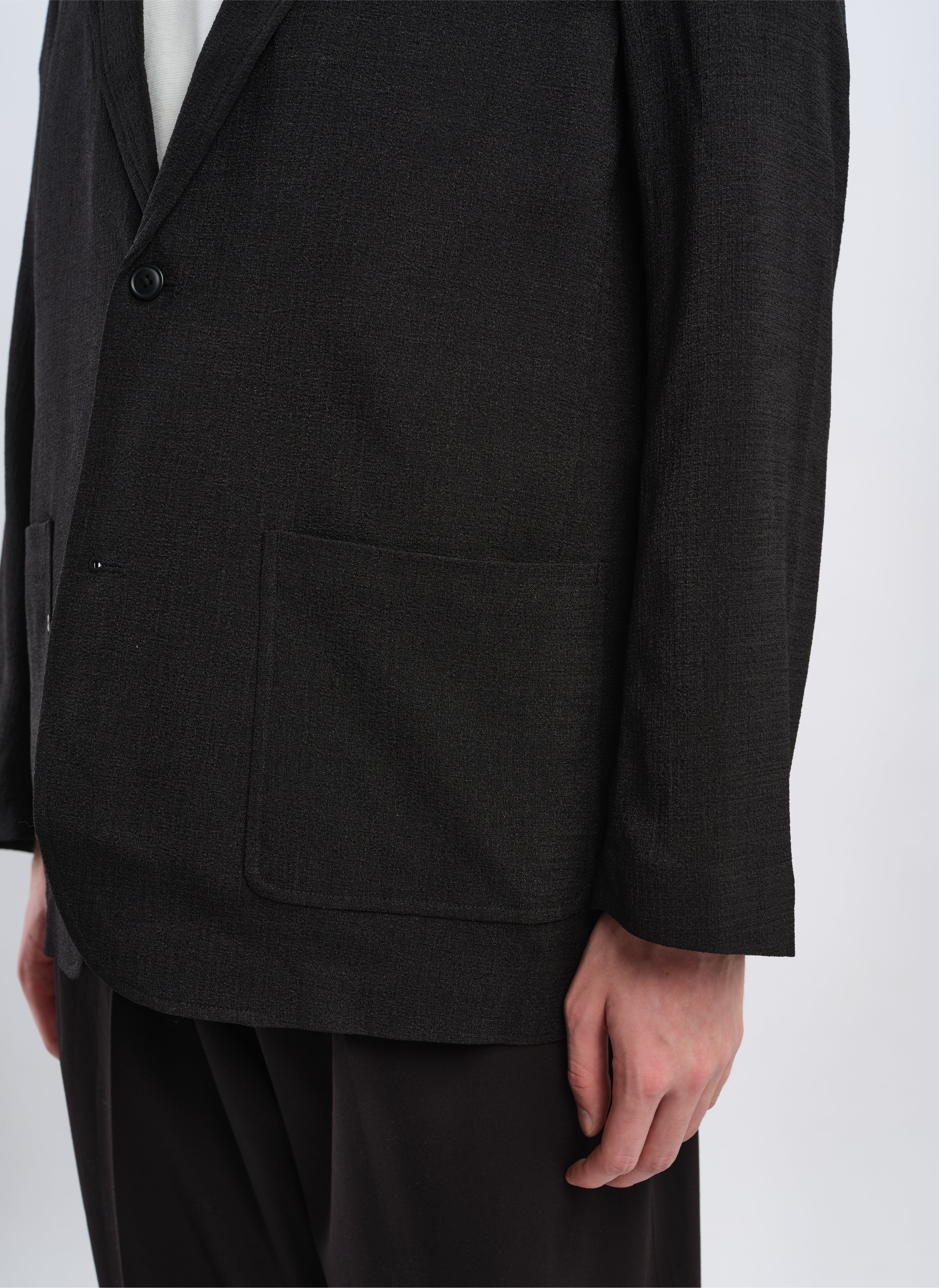 Soft Polyester Single-Breasted Blazer for Women - Lightweight Comfortable Office Wear & Business Casual Jacket - Perfect for Work, Meetings, and Professional Events