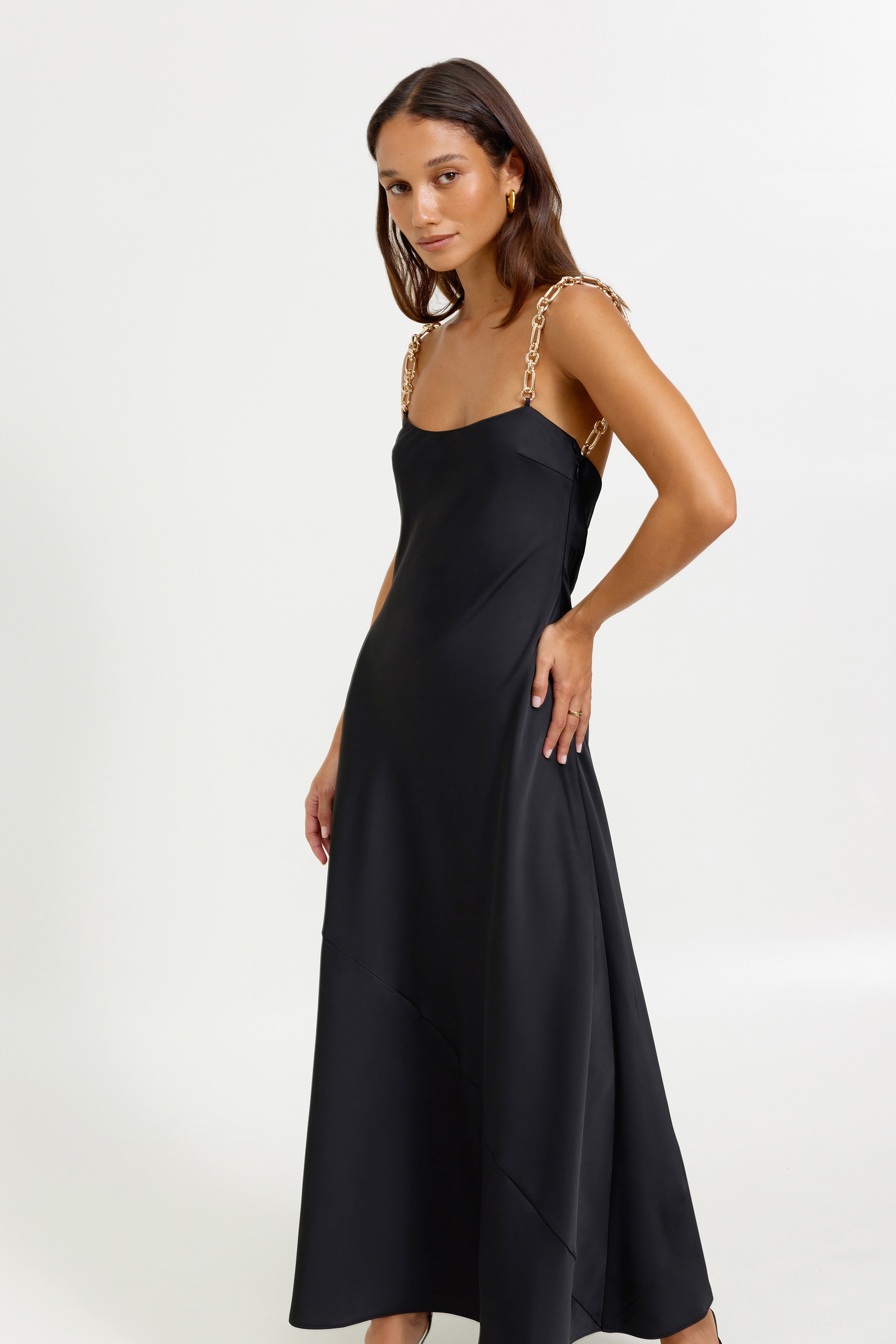 Lisandra Dress - Elegant Women's Flowy Maxi Dress for Summer, Beach, and Casual Outings | Perfect for Vacations, Parties, and Everyday Wear