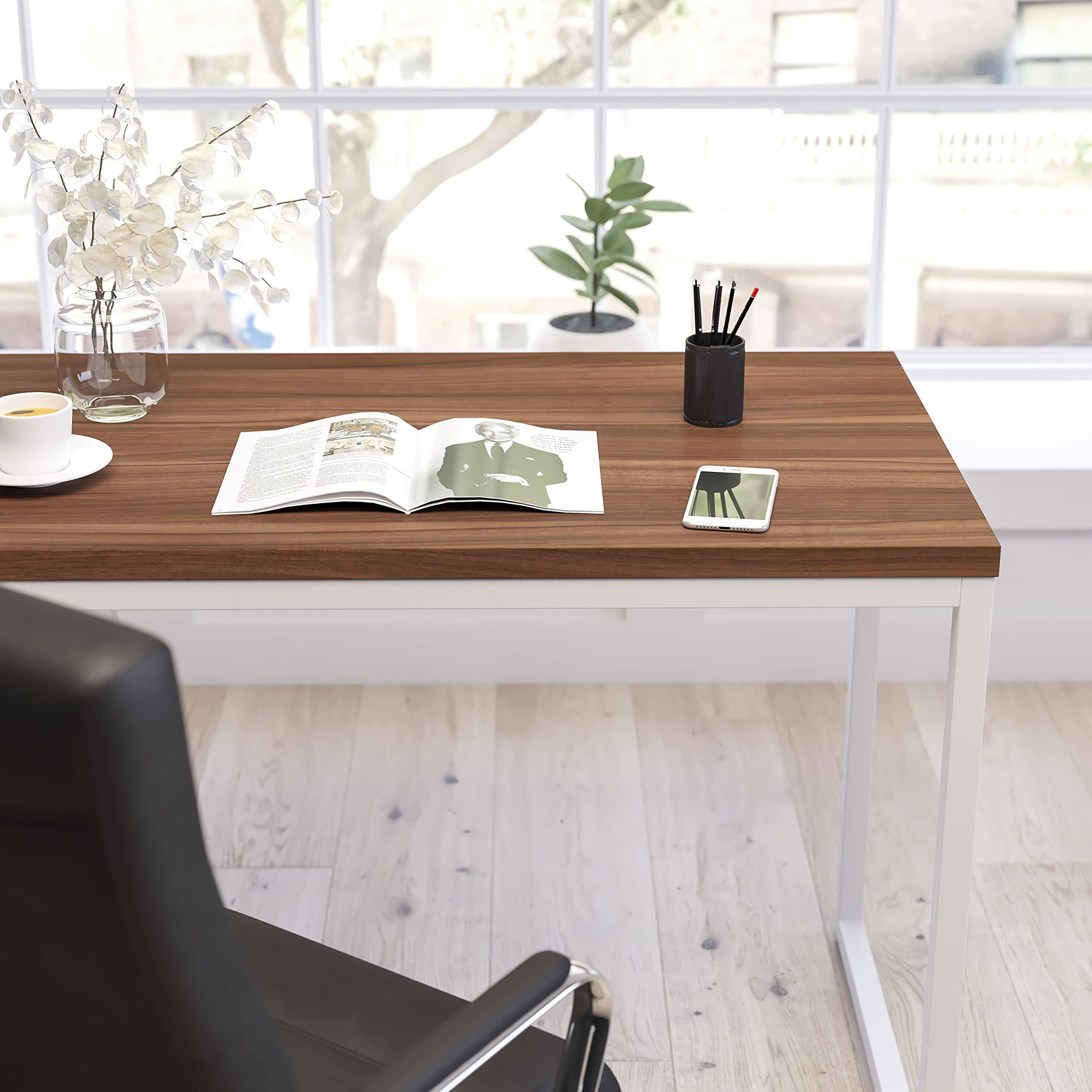 Merrick Lane Berlin 47 Inch Computer Desk - Walnut Wood Grain Finish & White Metal Frame - Home Office Desk for Small Spaces, Gaming & Study - Engineered Wood Workstation