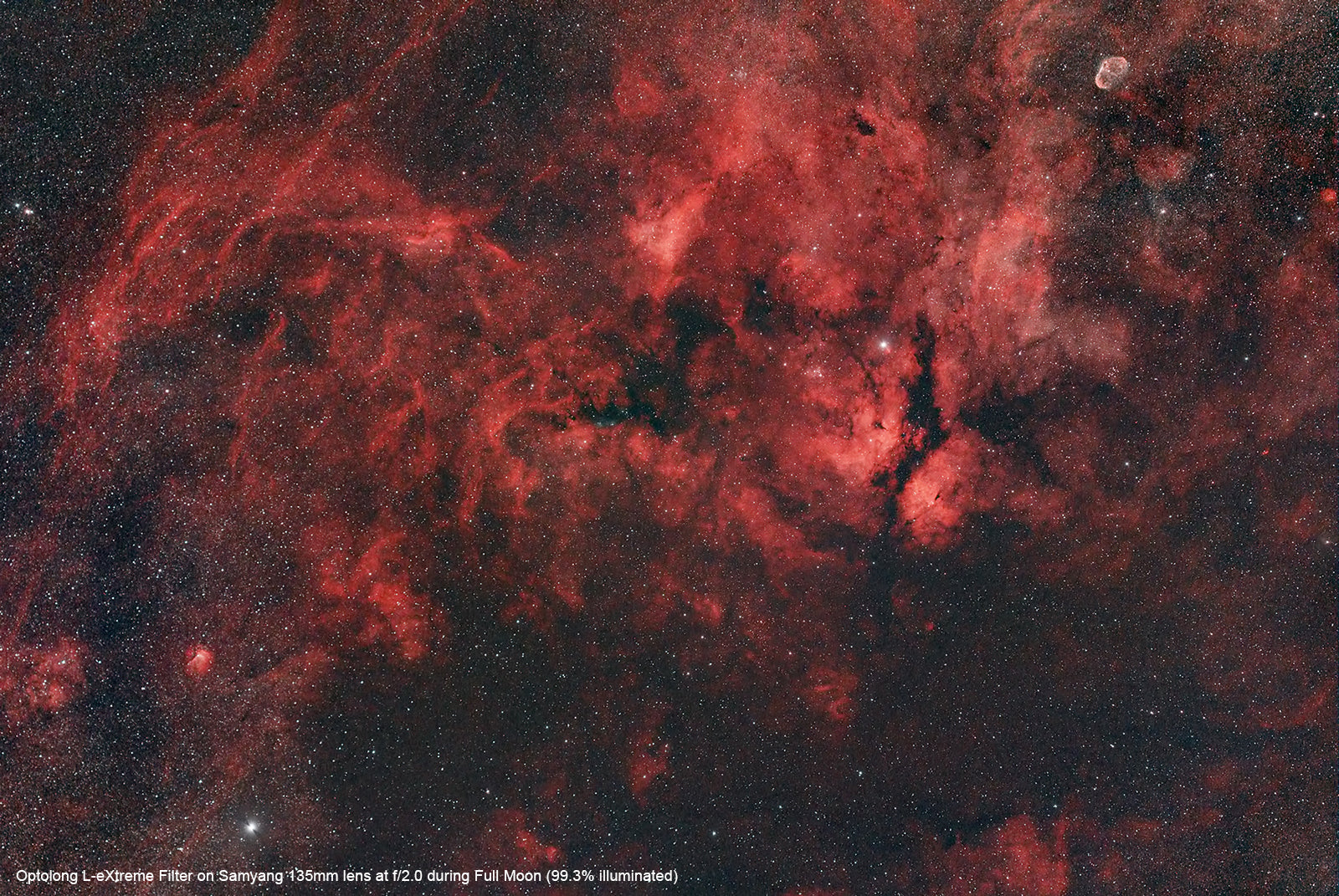 Optolong L-eXtreme Dual Narrowband Filter for Astrophotography - Enhances Nebula & Galaxy Imaging - Perfect for DSLR & CCD Cameras - Ideal for Night Sky Photography & Deep Space Observation