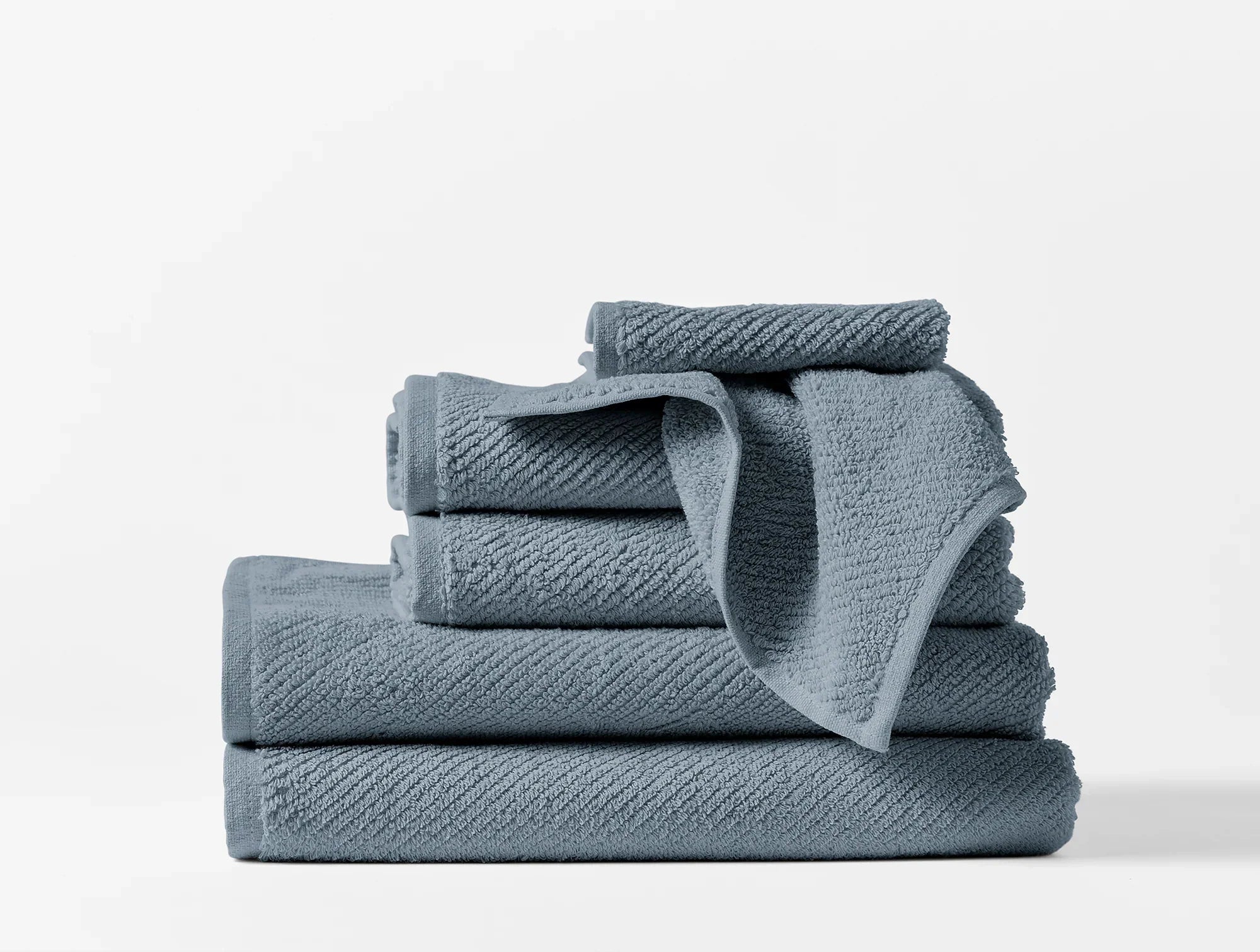 Premium Organic Cotton Bath Towels & Mats - Ultra Soft, Absorbent & Eco-Friendly for Spa, Bathroom & Beach Use