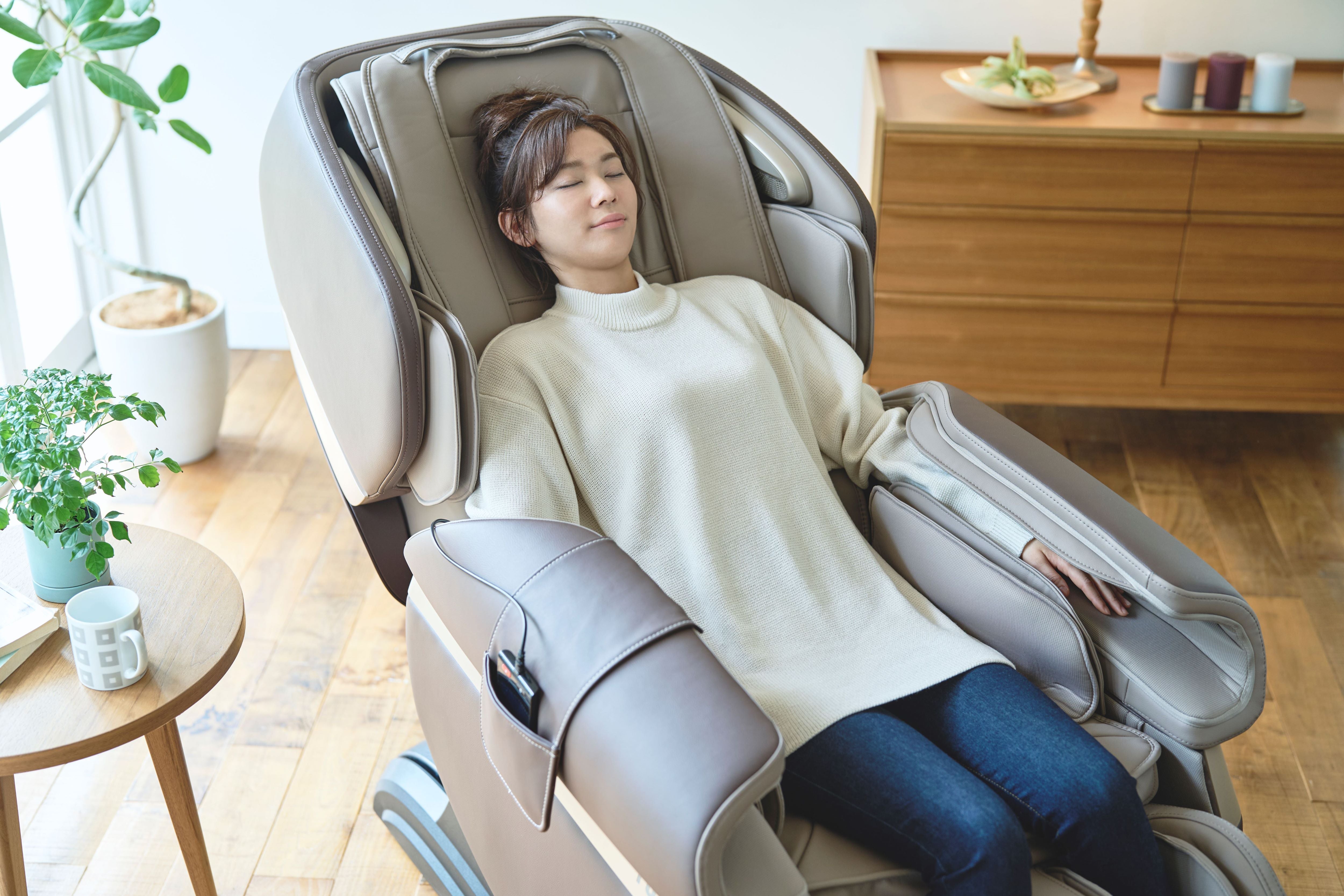Fujiiryoki Calm Plus Flex Frame SL Track Massage Chair - Full Body Shiatsu Massage with Zero Gravity Recline - Perfect for Home, Office & Relaxation Therapy