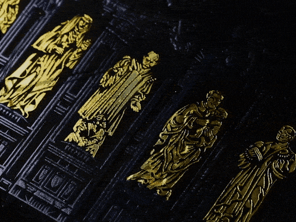 Premium Golden Grace Foiled Edition Cross Playing Cards - Elegant Poker Deck for Magic Tricks, Card Games & Collectibles (Ideal for Parties, Gifts & Cardistry)