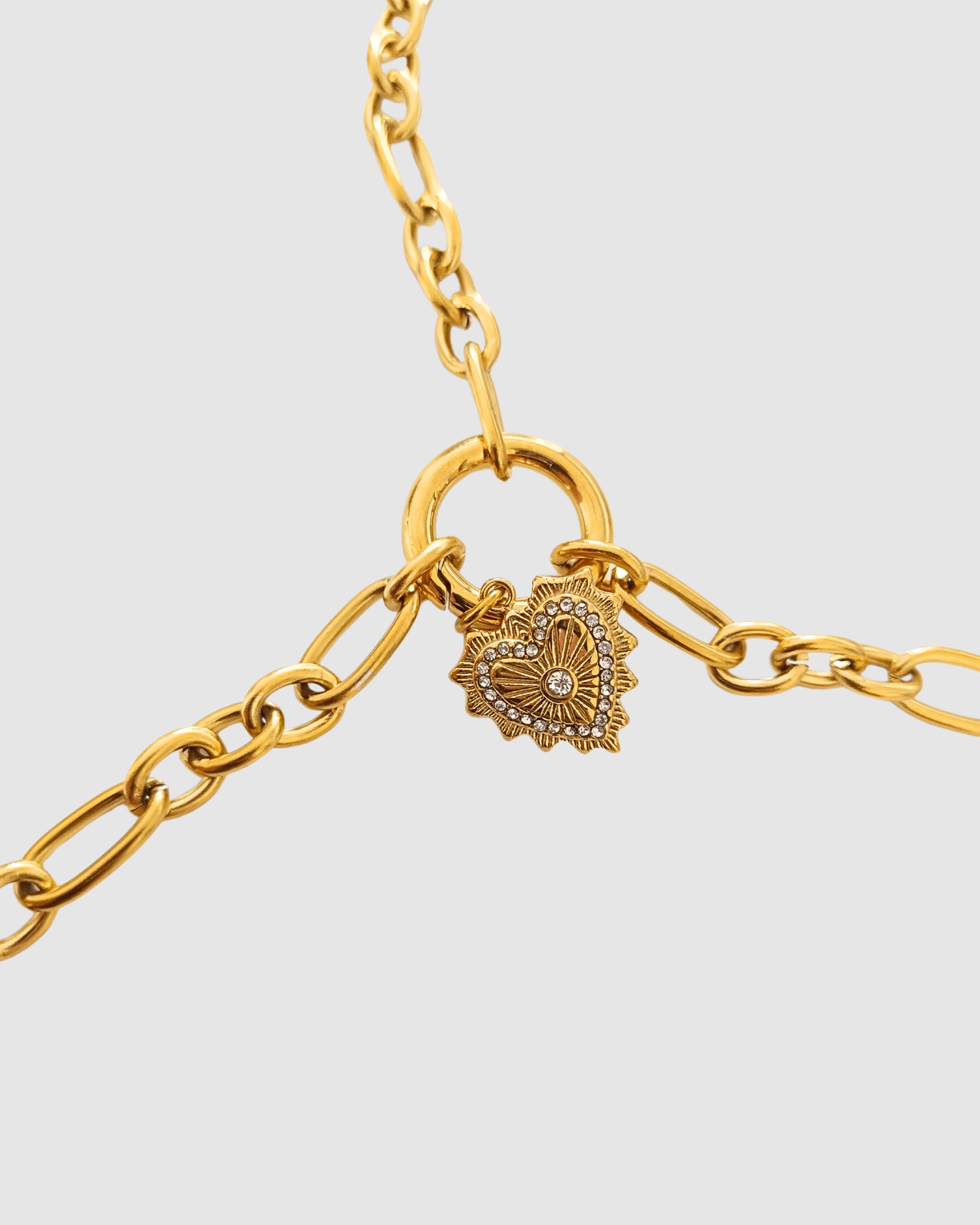 Izoa Amanda Gold Pendant Necklace for Women - Elegant Jewelry Gift for Birthday, Anniversary & Valentine's Day