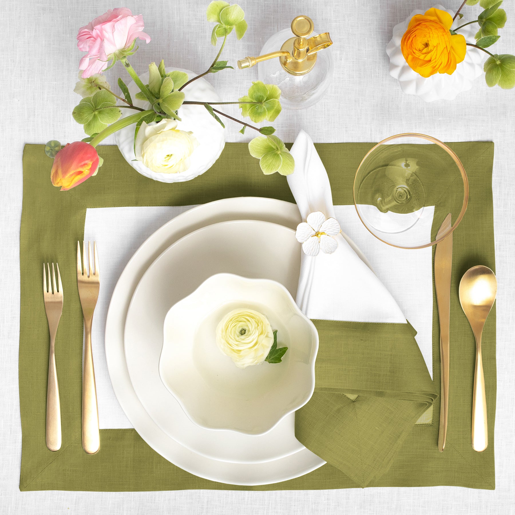 Stylish Contempo Placemats Set of 4 - Waterproof & Heat-Resistant Modern Table Mats for Dining Room, Kitchen, or Party Decor - Perfect for Everyday Use, Entertaining & Holiday Gatherings