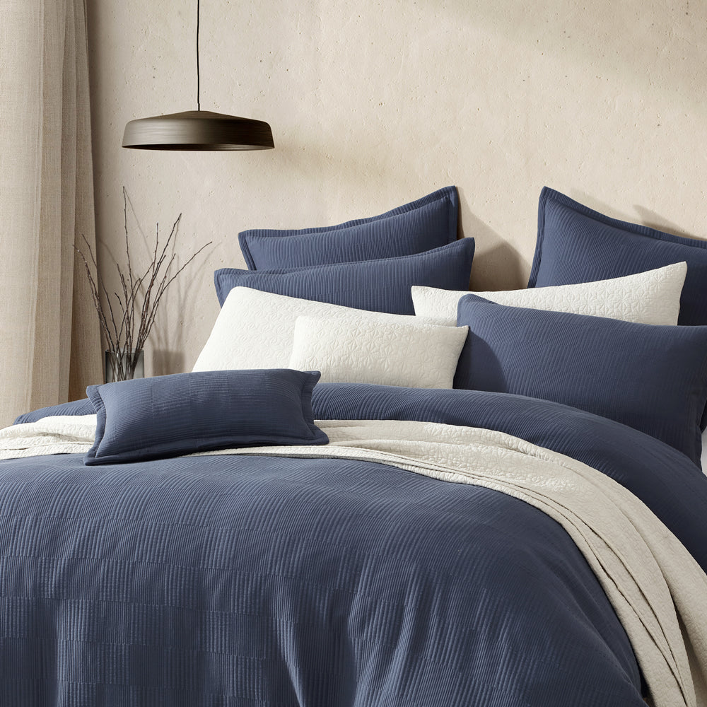 Premium Caspian Indigo Quilt Cover Set - King Size Bedding with Soft Cotton Fabric for Luxurious Sleep | Perfect for Master Bedrooms, Guest Rooms & Hotel Decor