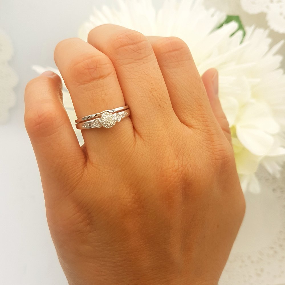 Dazzlingrock Collection 0.15 Carat (ctw) Round Diamond Women's Bridal Engagement Ring & Wedding Band Set in Sterling Silver - Perfect for Proposals, Anniversaries and Special Occasions