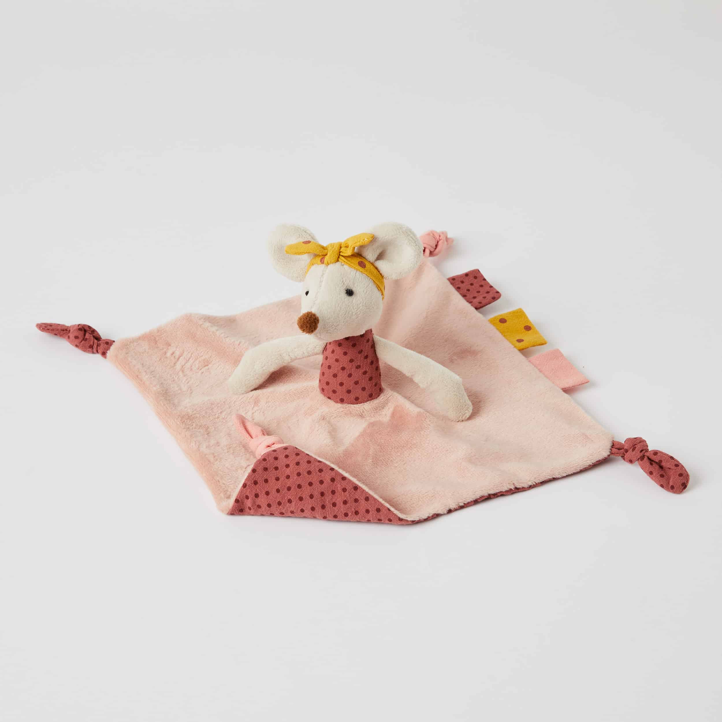 Dorothy Mouse Pink Comforter Set - Soft & Cozy Twin/Queen Size Bedding for Girls Room - Perfect for Kids Bedroom, Dorm & Sleepovers