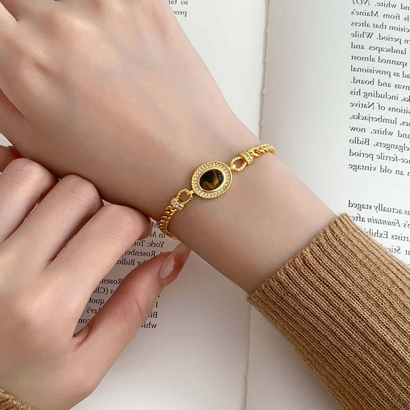 French Style Tiger Eye Stone Cuban Chain Bracelet for Men & Women - Natural Healing Crystal Jewelry Gift for Protection & Confidence - Perfect for Casual Wear, Meditation & Spiritual Healing | R1636