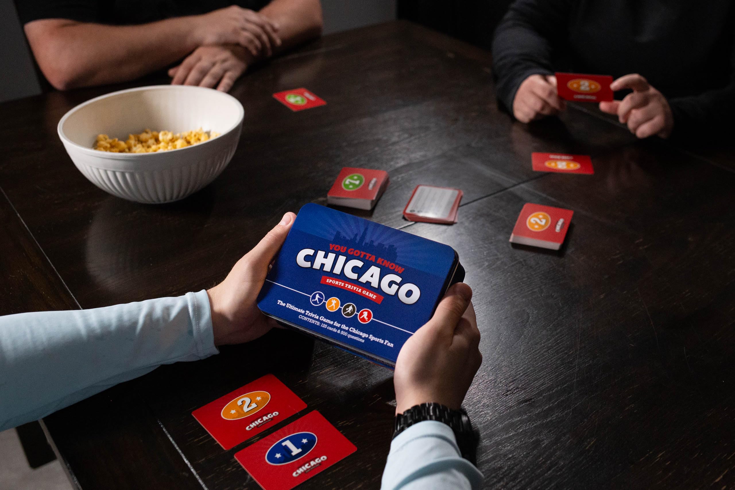 Chicago Sports Trivia Game - Fun Facts & Team History for Cubs, Bears, Bulls & White Sox Fans | Perfect for Game Nights & Sports Bars