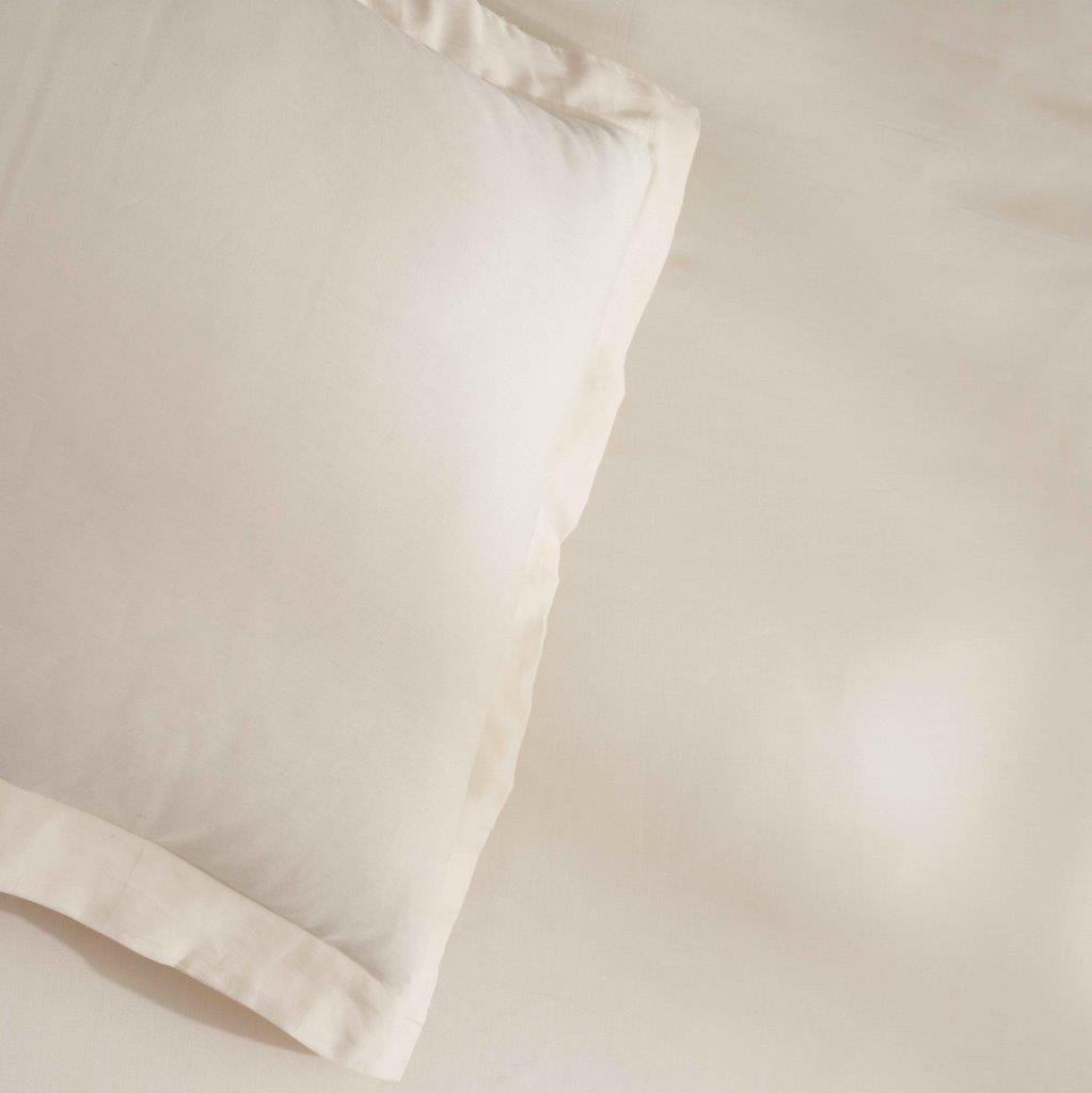Premium 100% Egyptian Cotton Duvet Cover Set - 300 Thread Count, Breathable & Soft Bedding for All Seasons - Perfect for Master Bedroom, Guest Room & Luxury Hotels