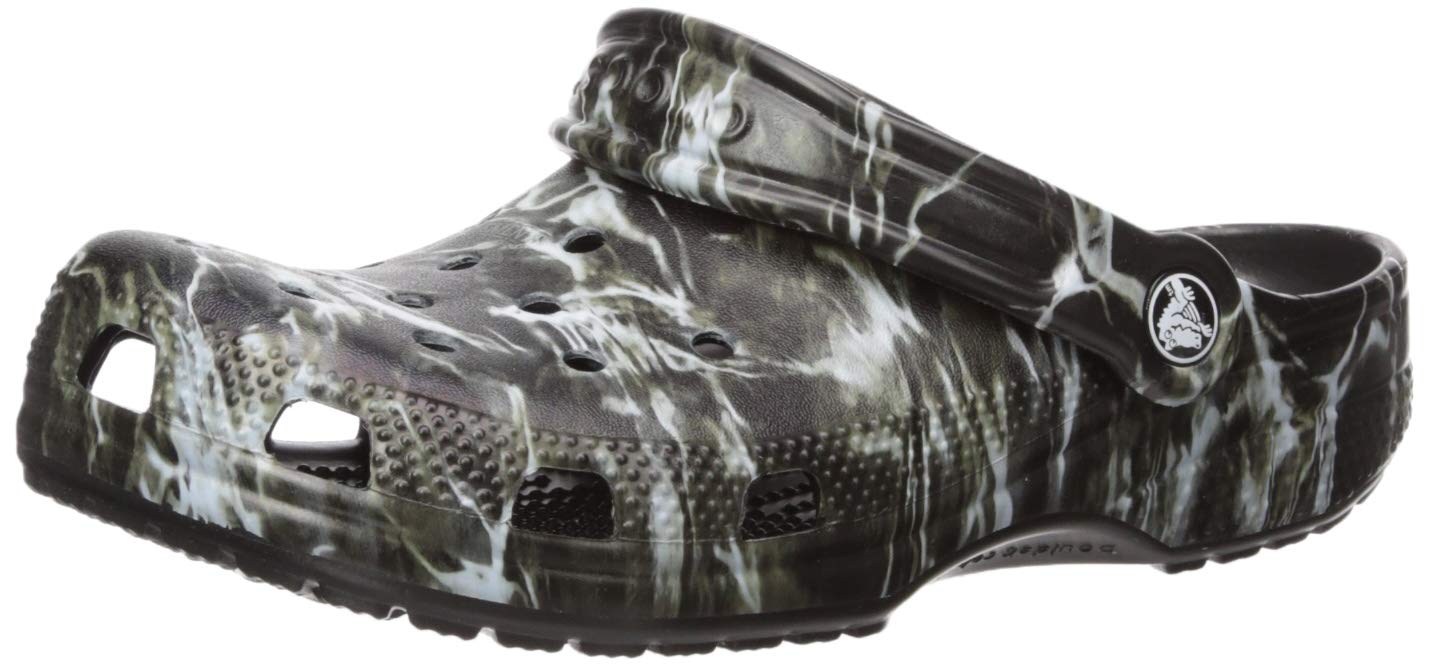 Crocs Kids' Classic Mossy Oak Camo Clogs - Waterproof & Comfortable Outdoor Shoes for Boys & Girls - Perfect for Swimming, Beach, and Playtime Adventures