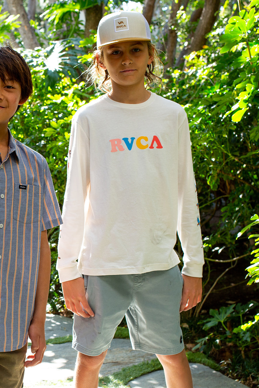 RVCA Boys' Graphic T-Shirt with Parrot Ice Print - Cool & Comfortable Casual Tee for Kids, Perfect for School, Playdates, and Outdoor Adventures