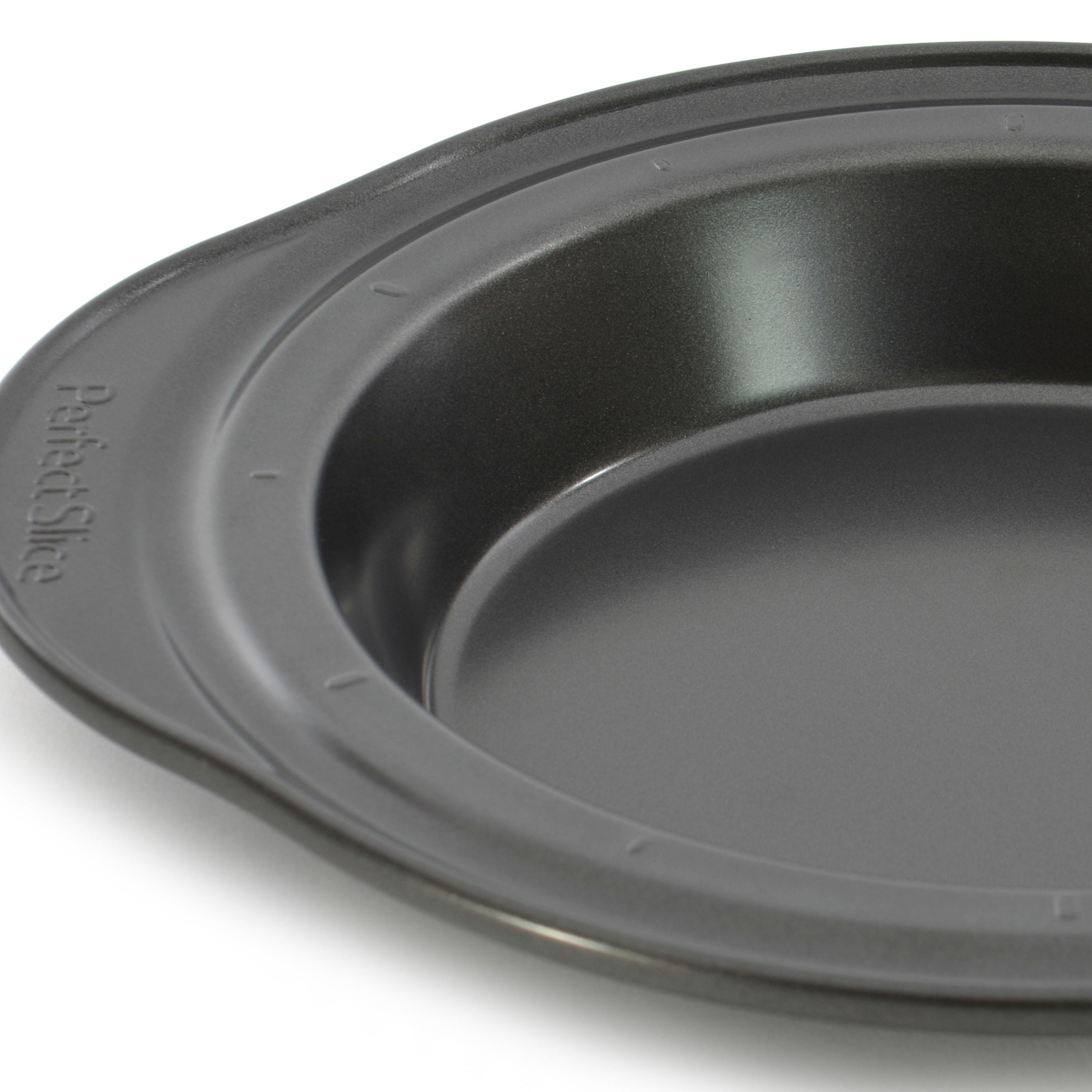 BergHOFF Perfect Slice 3-Piece Nonstick Pie Pans Set with Slicing Tool | Durable Baking Dishes for Apple Pie, Quiche & Desserts | Perfect for Thanksgiving, Christmas & Family Gatherings