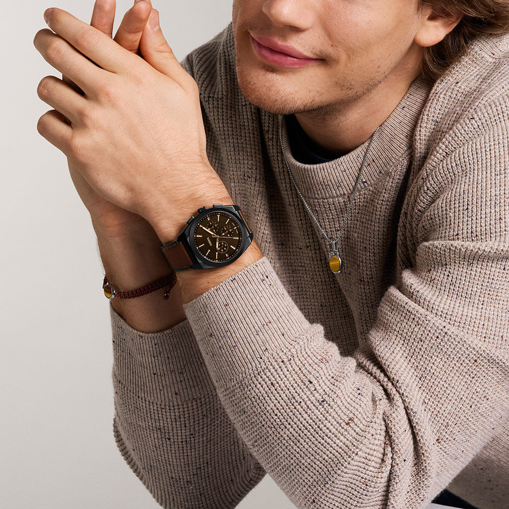 Fossil Everett FS6108 Men's Chronograph Watch - Stylish Analog Quartz Timepiece for Business, Casual & Everyday Wear