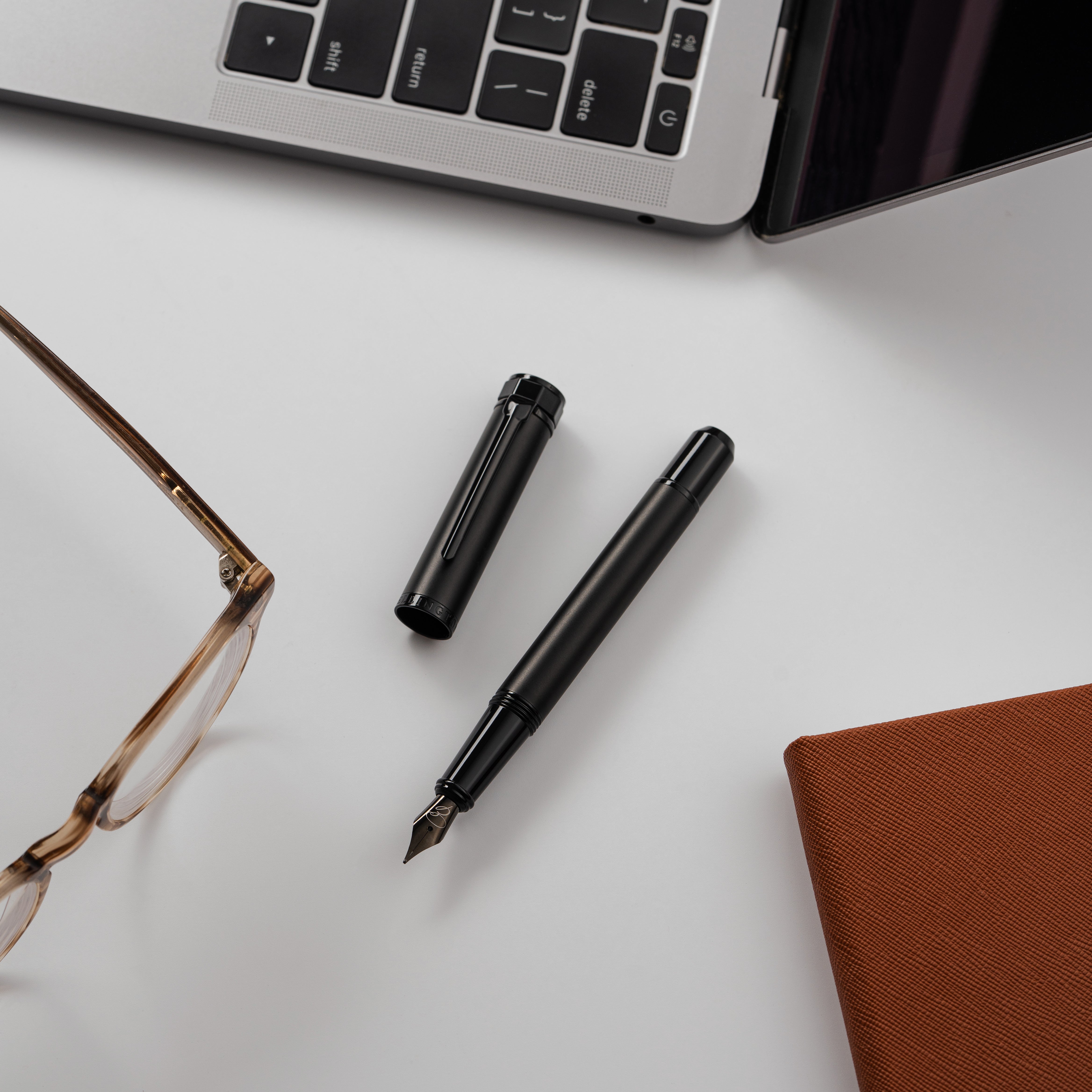 Premium Stealth Pocket-Sized Fountain Pen - Ultra-Portable Writing Tool for Professionals & Students - Perfect for Note-Taking, Journaling & On-the-Go Use