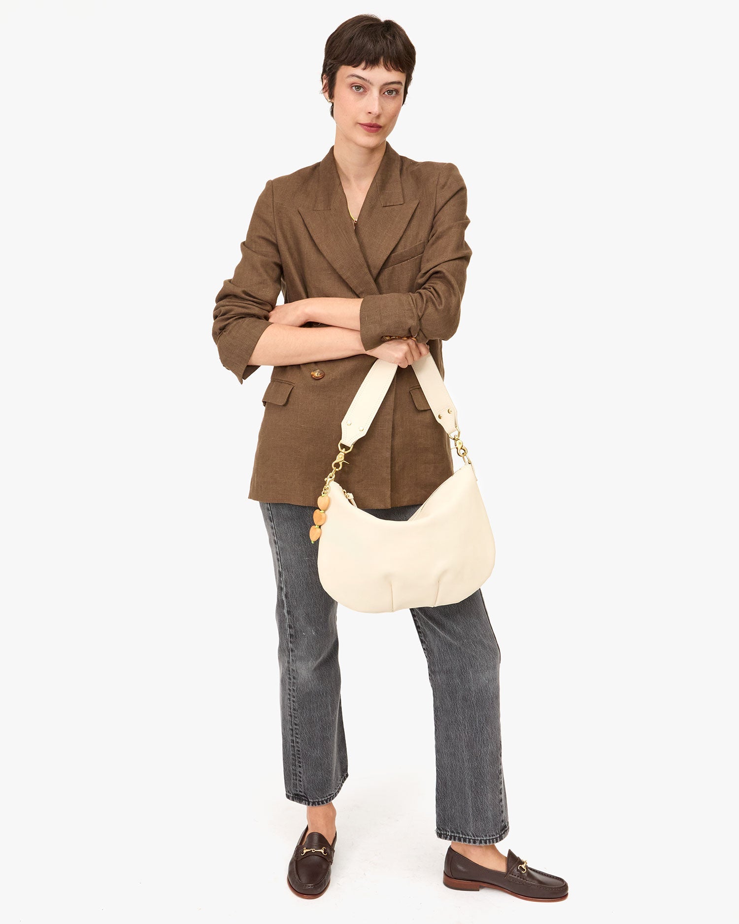 Moyen Messenger Bag in Smooth Cream Leather - Stylish Crossbody Purse for Women, Perfect for Work, Travel, and Everyday Use