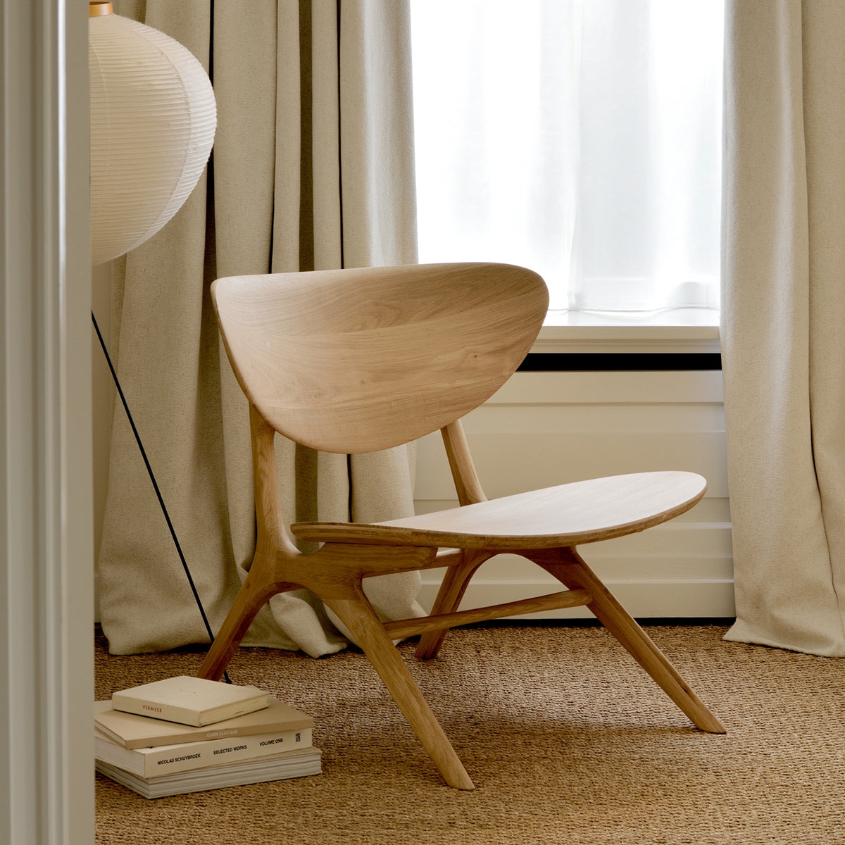 Modern Eye Lounge Chair - Comfortable Accent Chair for Living Room, Bedroom & Office - Perfect for Relaxing, Reading & Napping