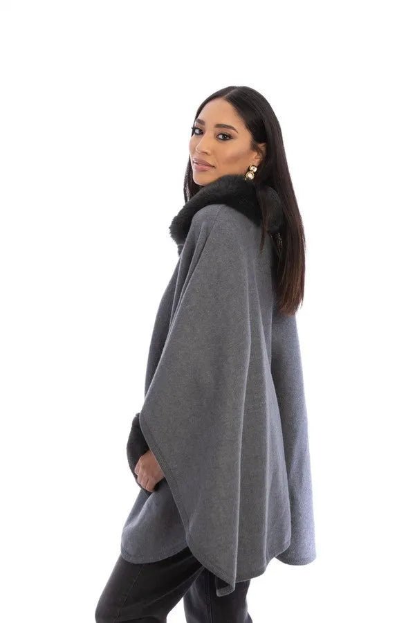 Soft Faux Fur Pocket Kimono Robe - Cozy Women's Loungewear for Home Relaxation & Spa Days