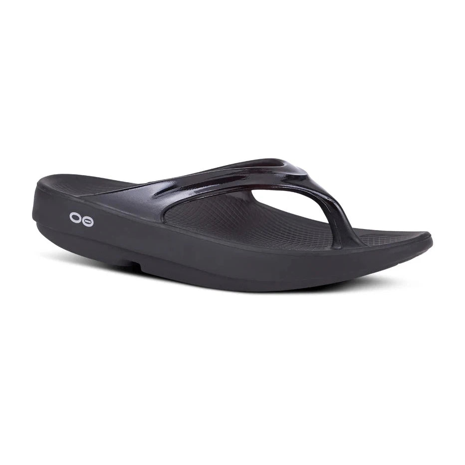 Oolala Women's Comfortable Black Sandals - Breathable & Lightweight for Beach, Walking & Summer Outfits