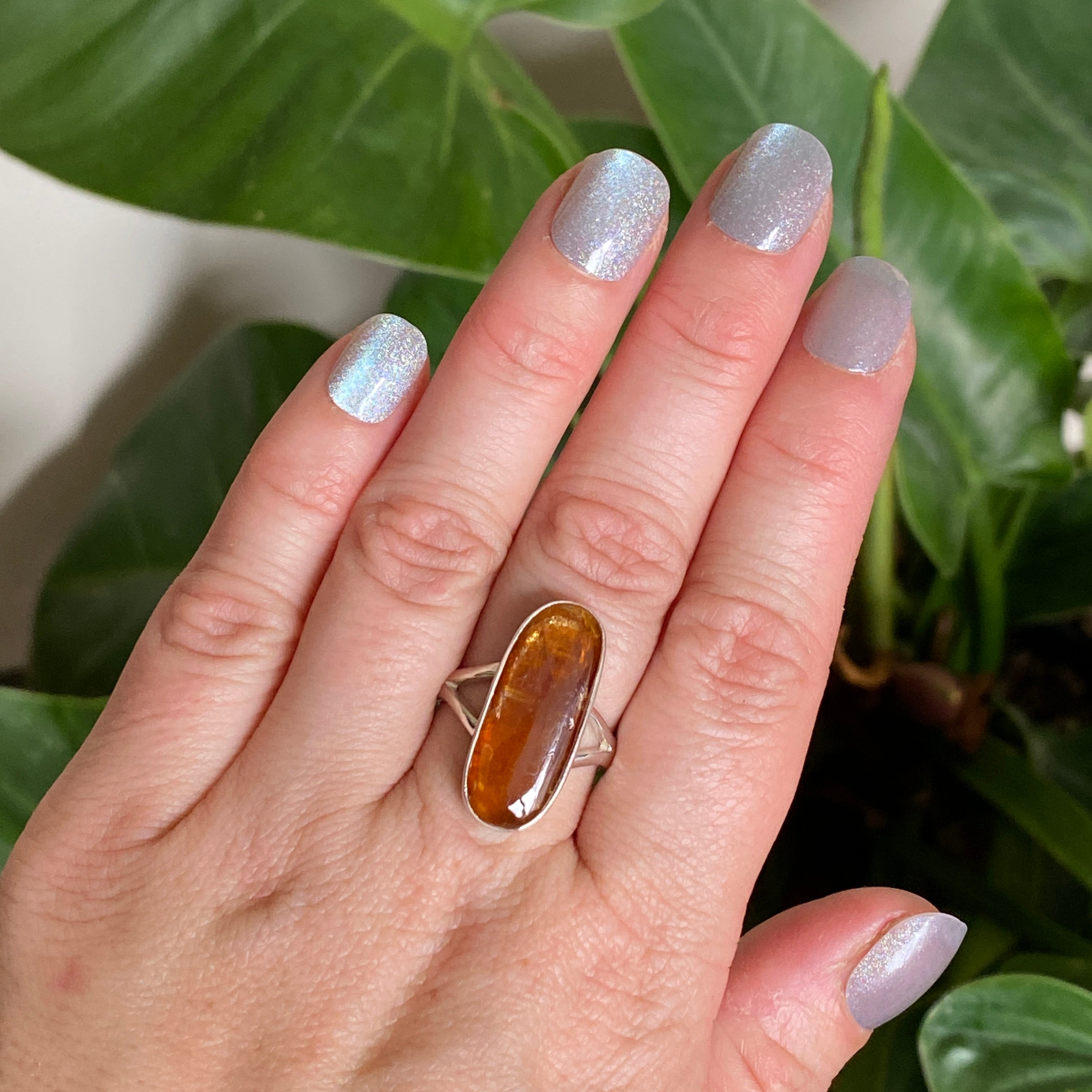 Natural Orange Kyanite Oval Cabochon Split Band Ring Size 8 - Handmade Gemstone Jewelry for Women - Perfect for Boho Chic Outfits & Special Occasions